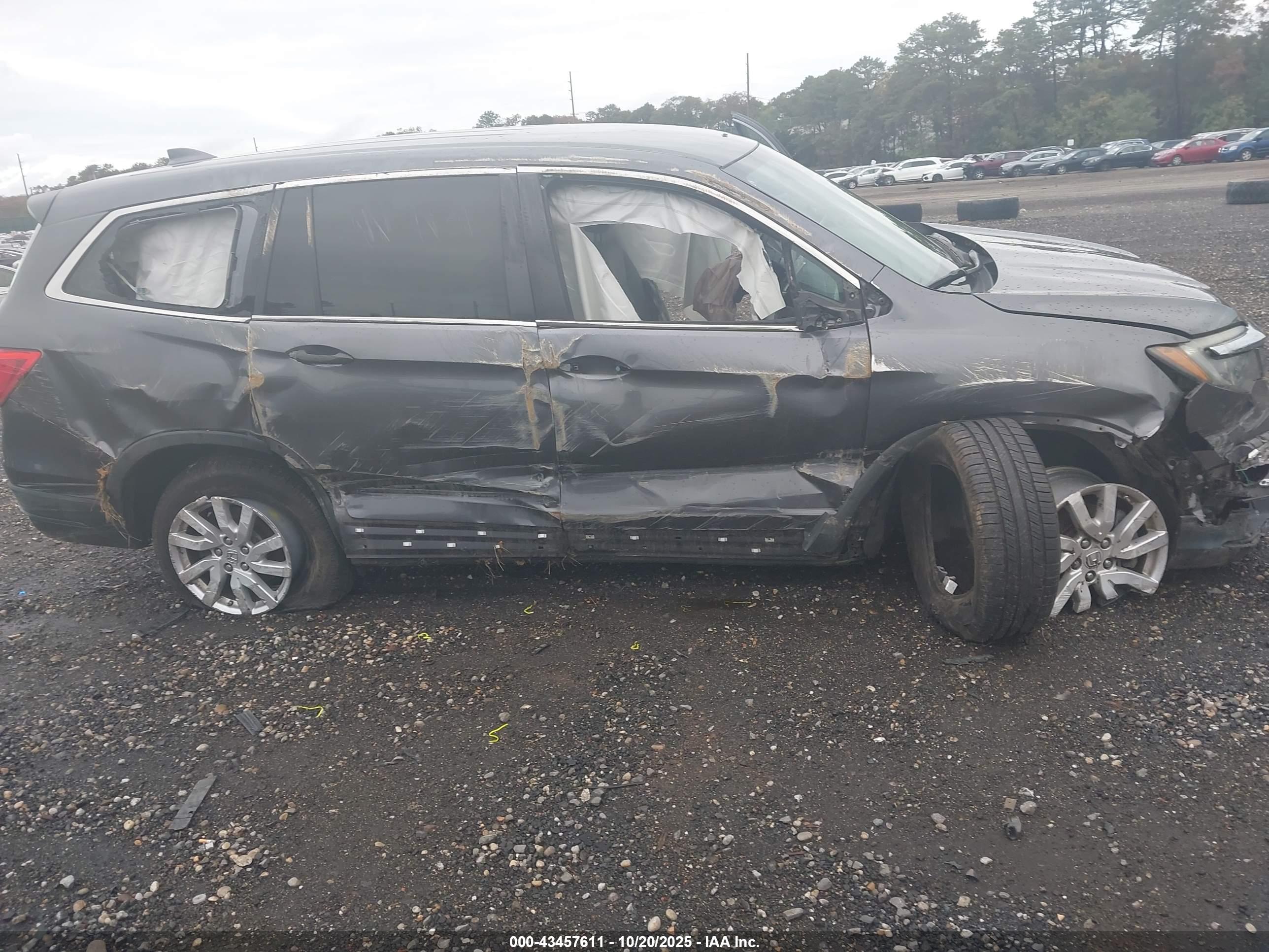 HONDA PILOT image 6