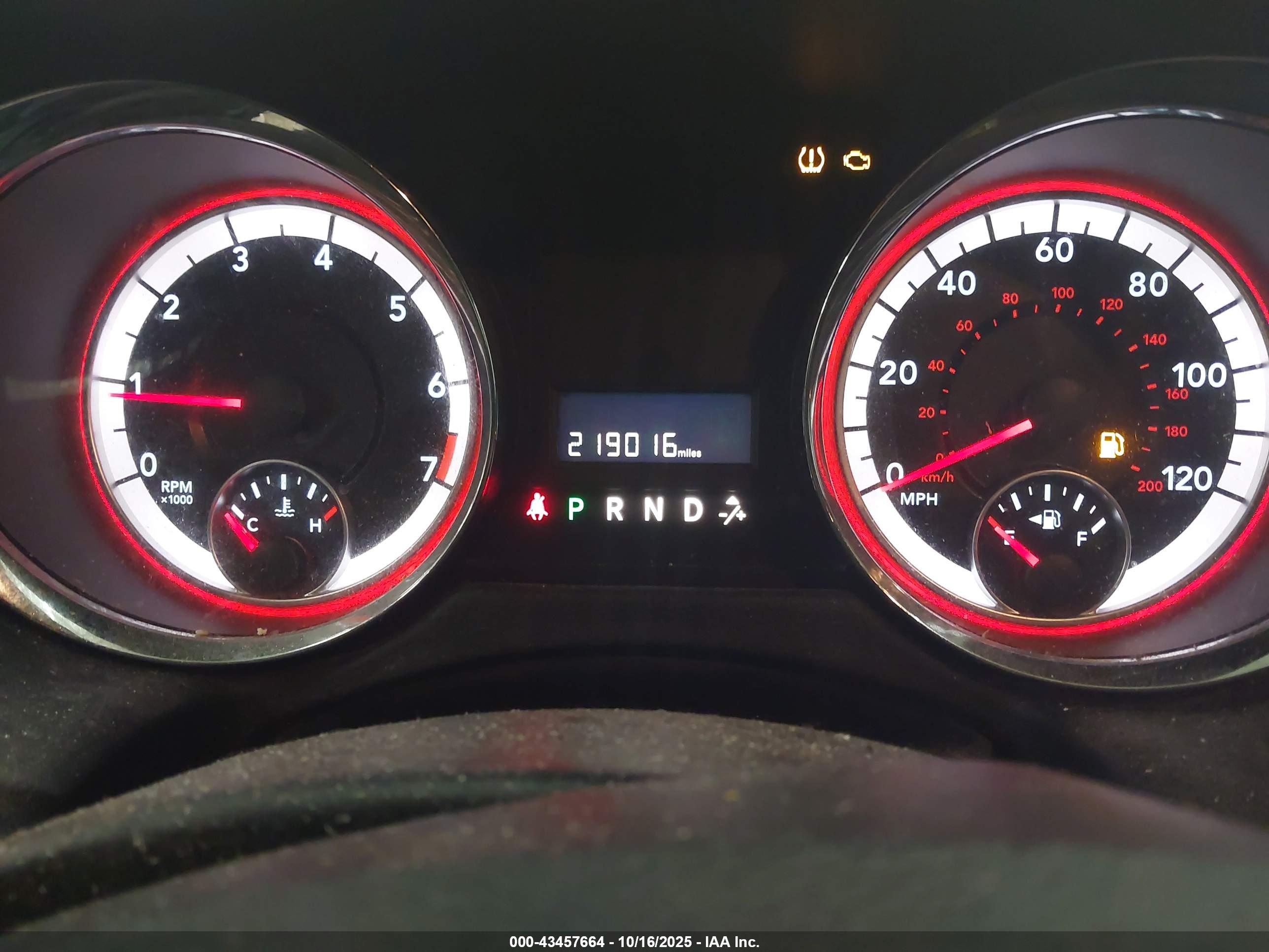 DODGE GRAND image 7