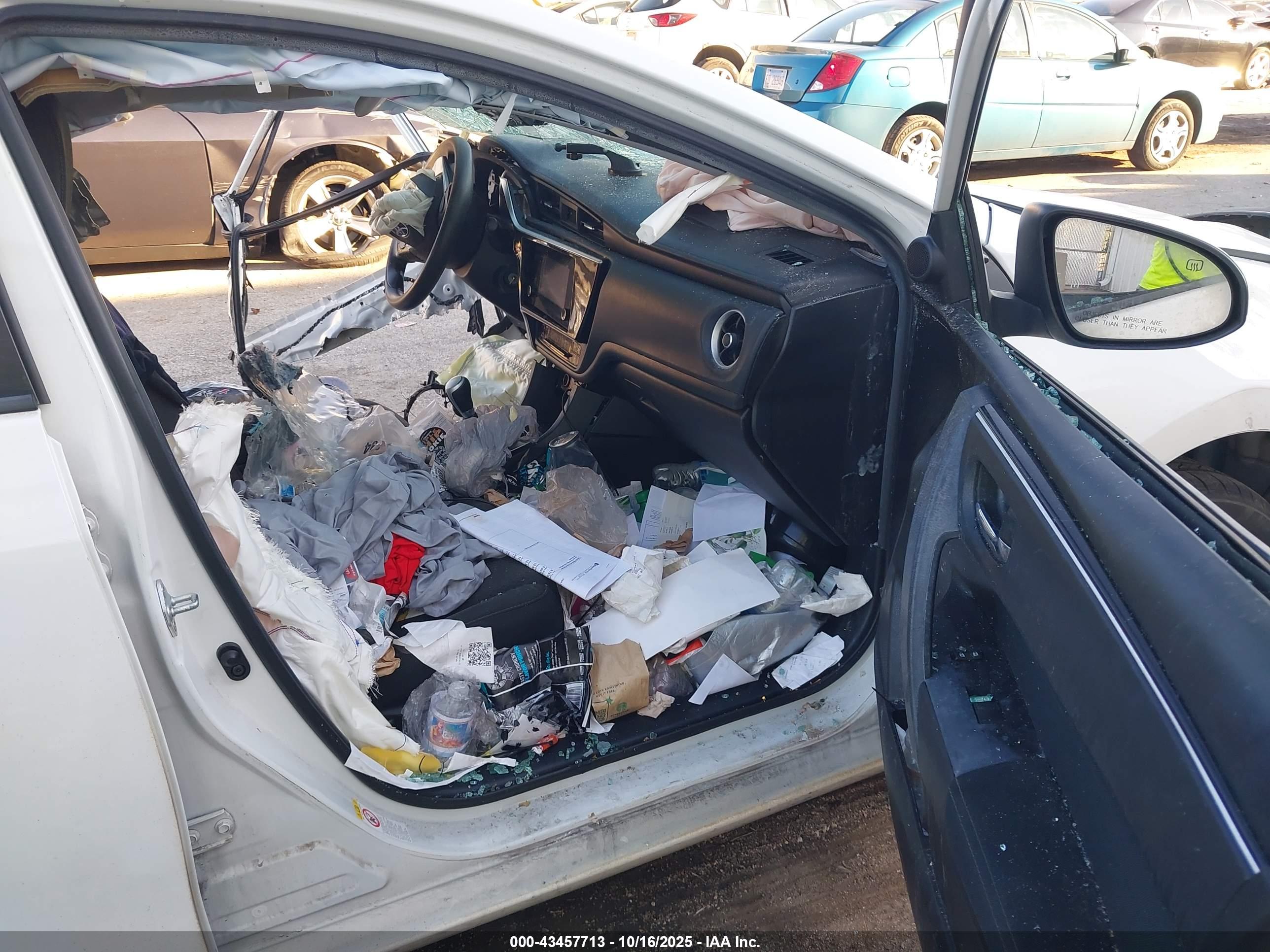 TOYOTA COROLLA image 5