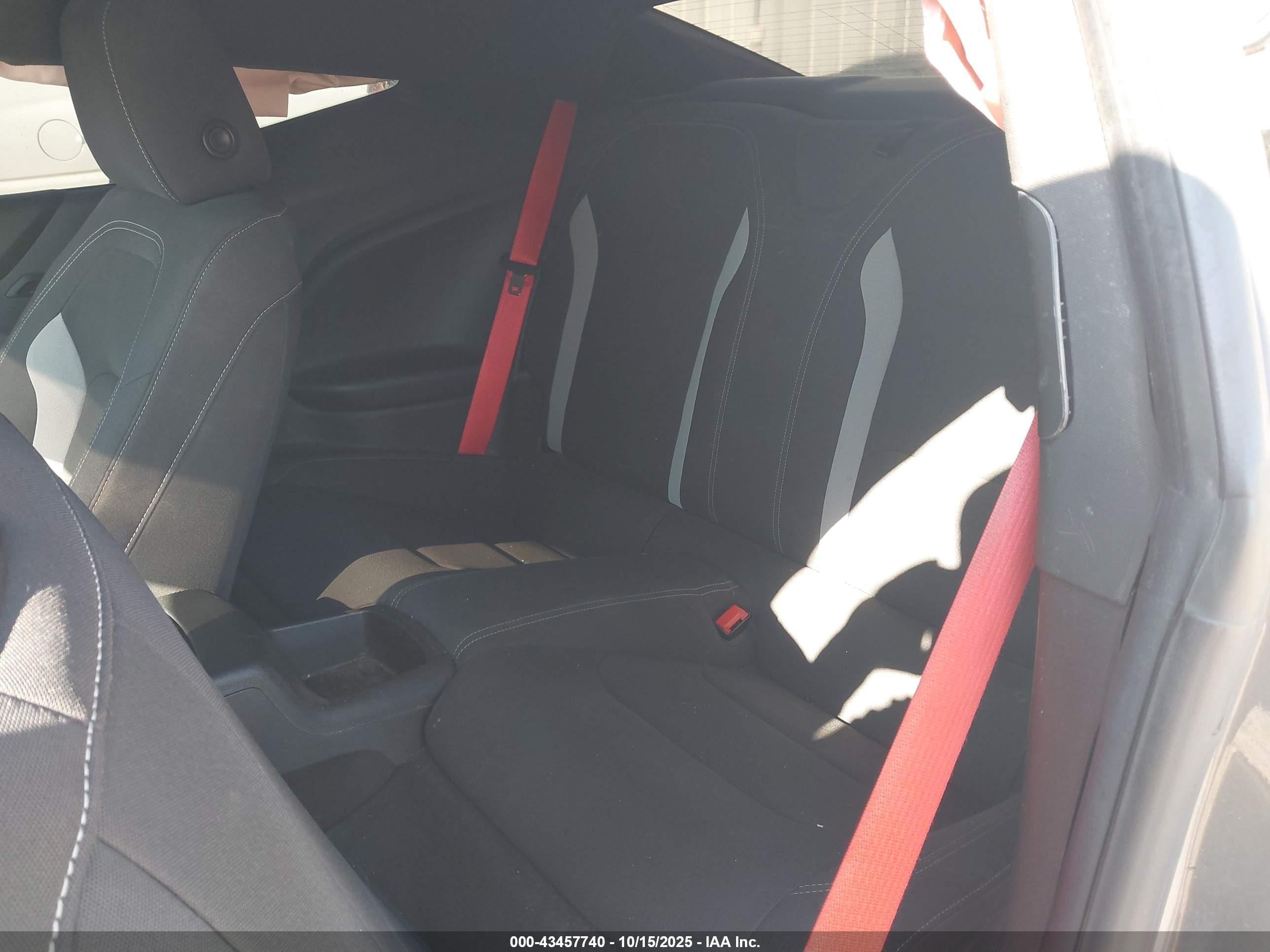 CHEVROLET CAMARO image 8