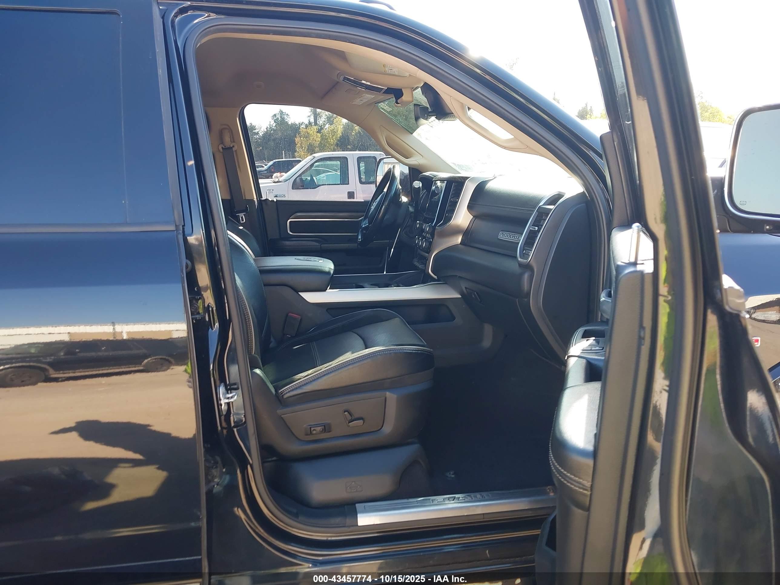 RAM 2500 image 5