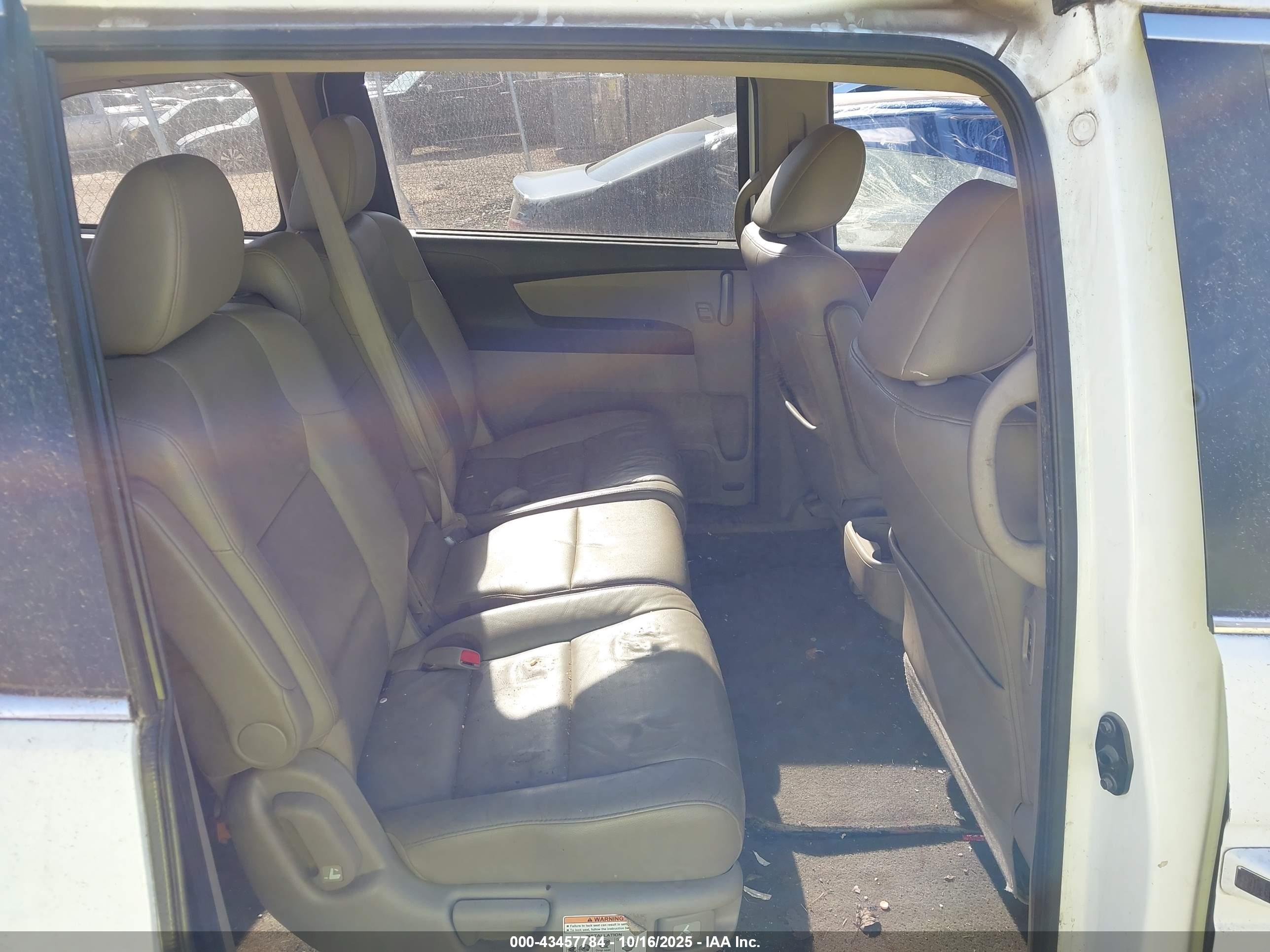 HONDA ODYSSEY image 8