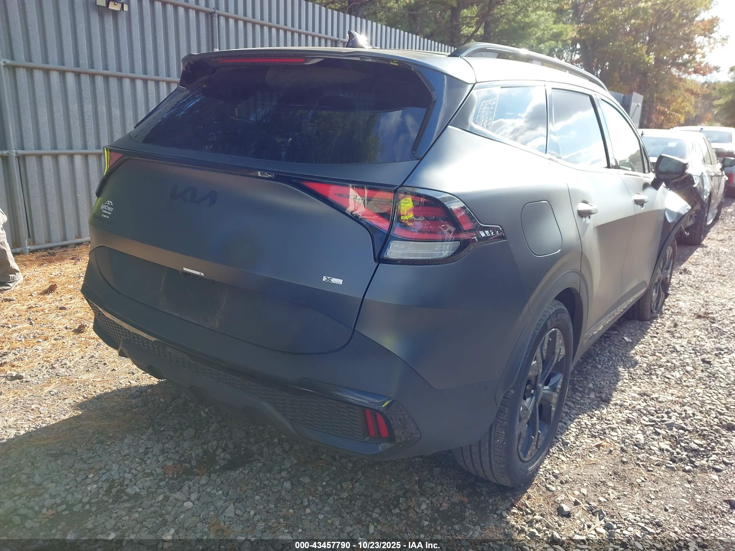 KIA SPORTAGE image 4