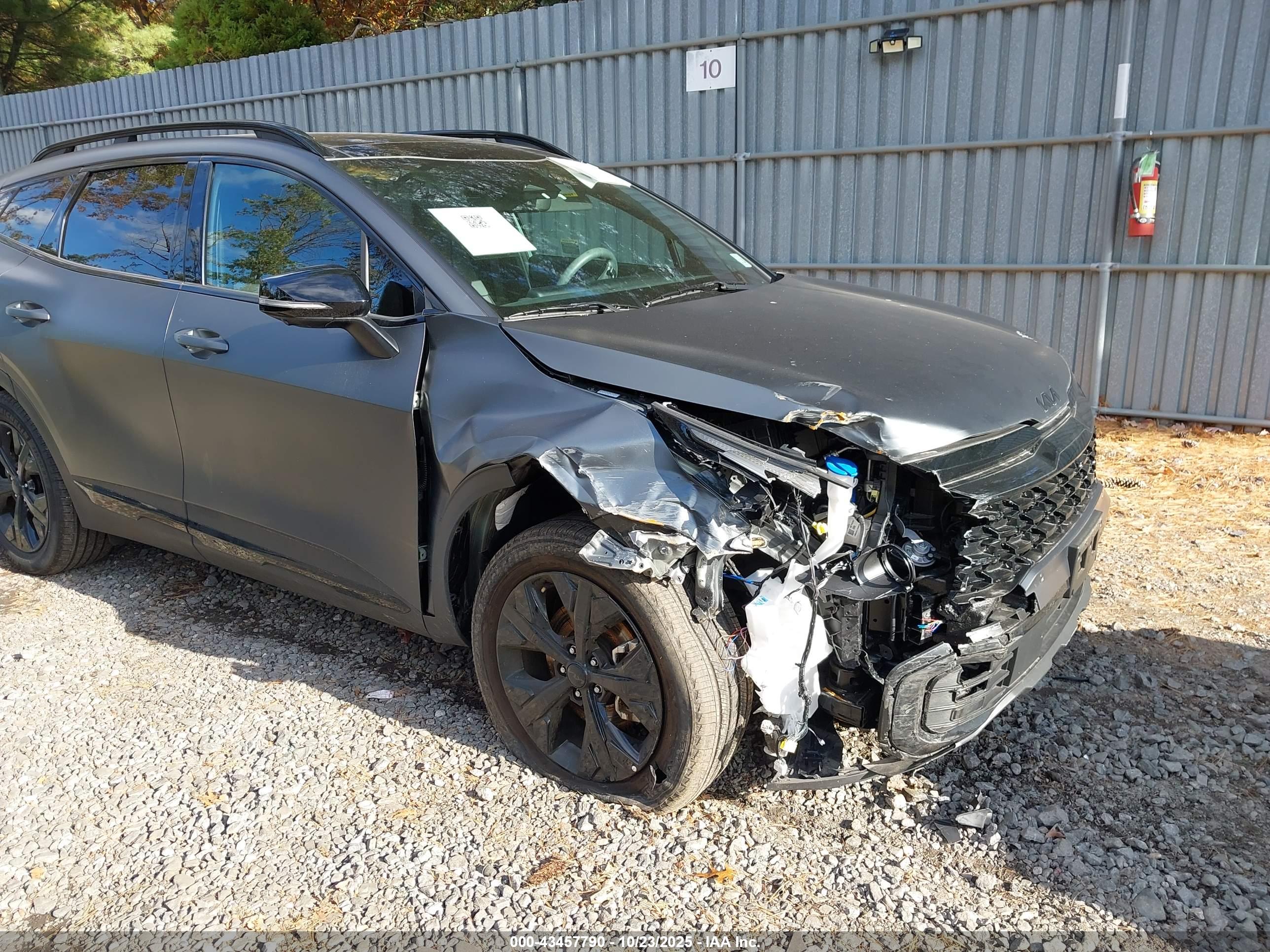 KIA SPORTAGE image 6