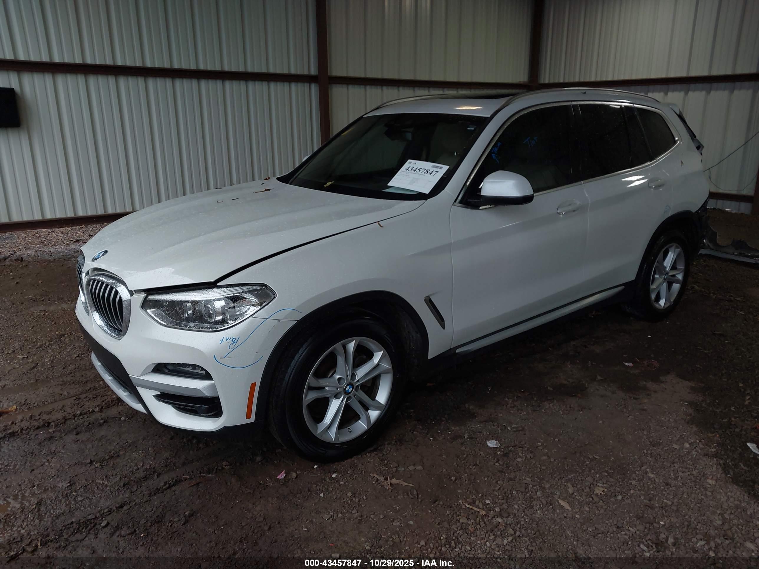 BMW X3 image 2
