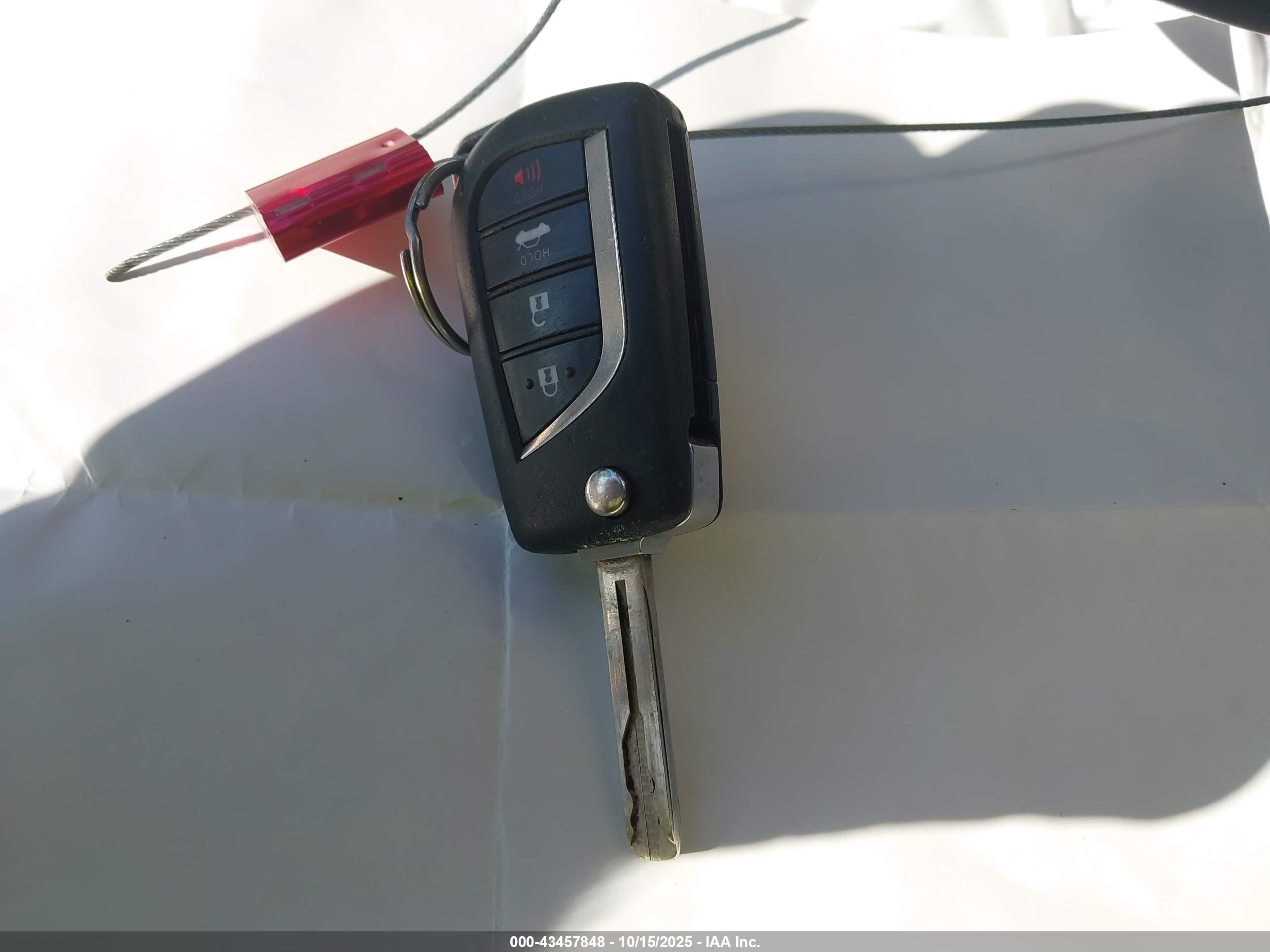 TOYOTA CAMRY image 11