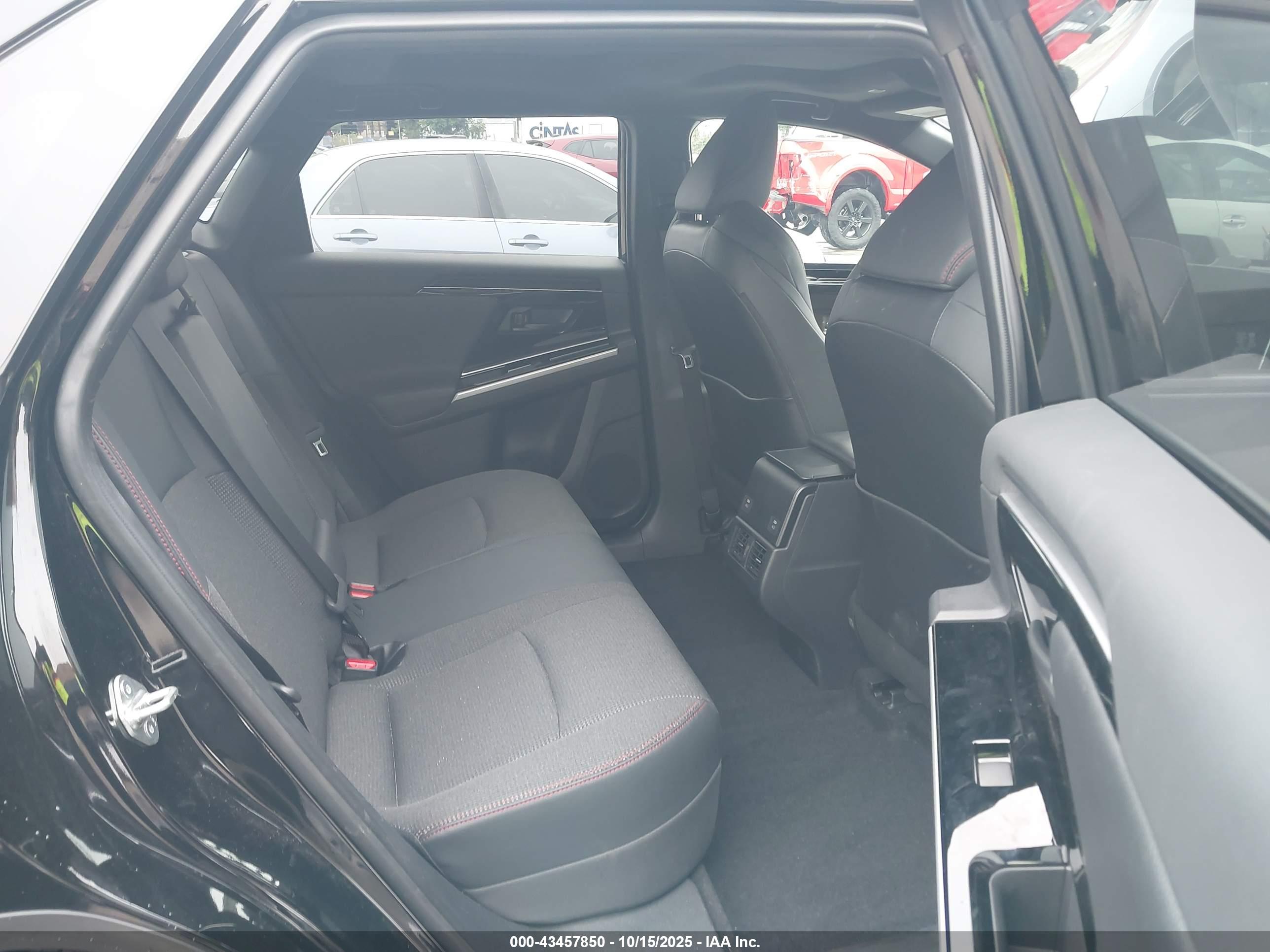TOYOTA BZ4X image 8