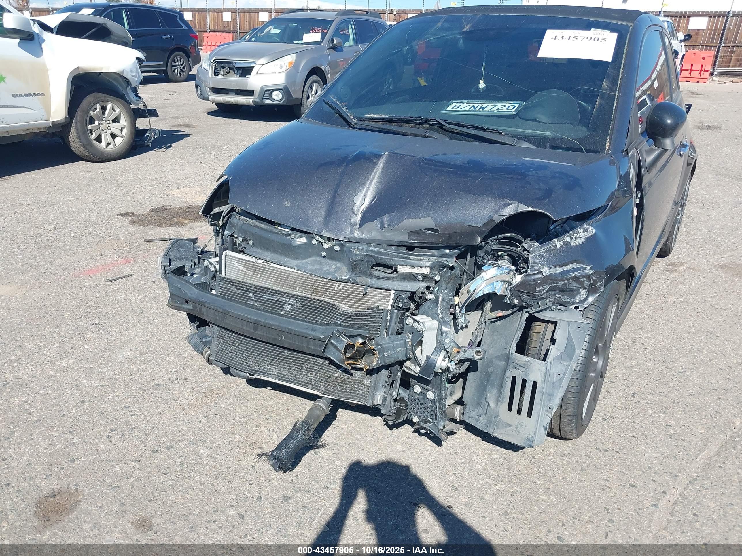 FIAT 500C image 6
