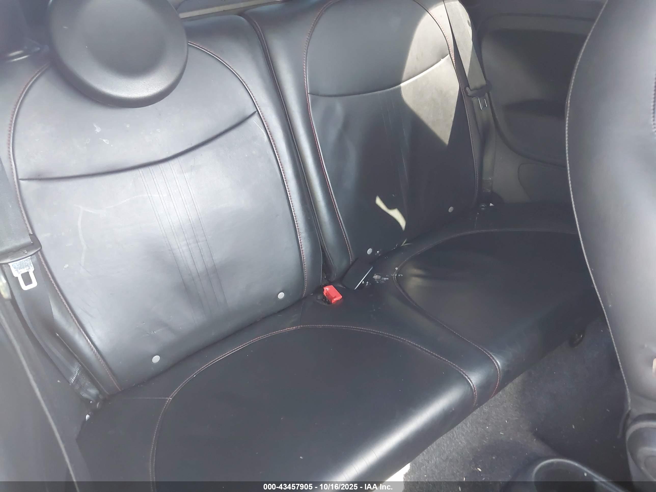FIAT 500C image 8