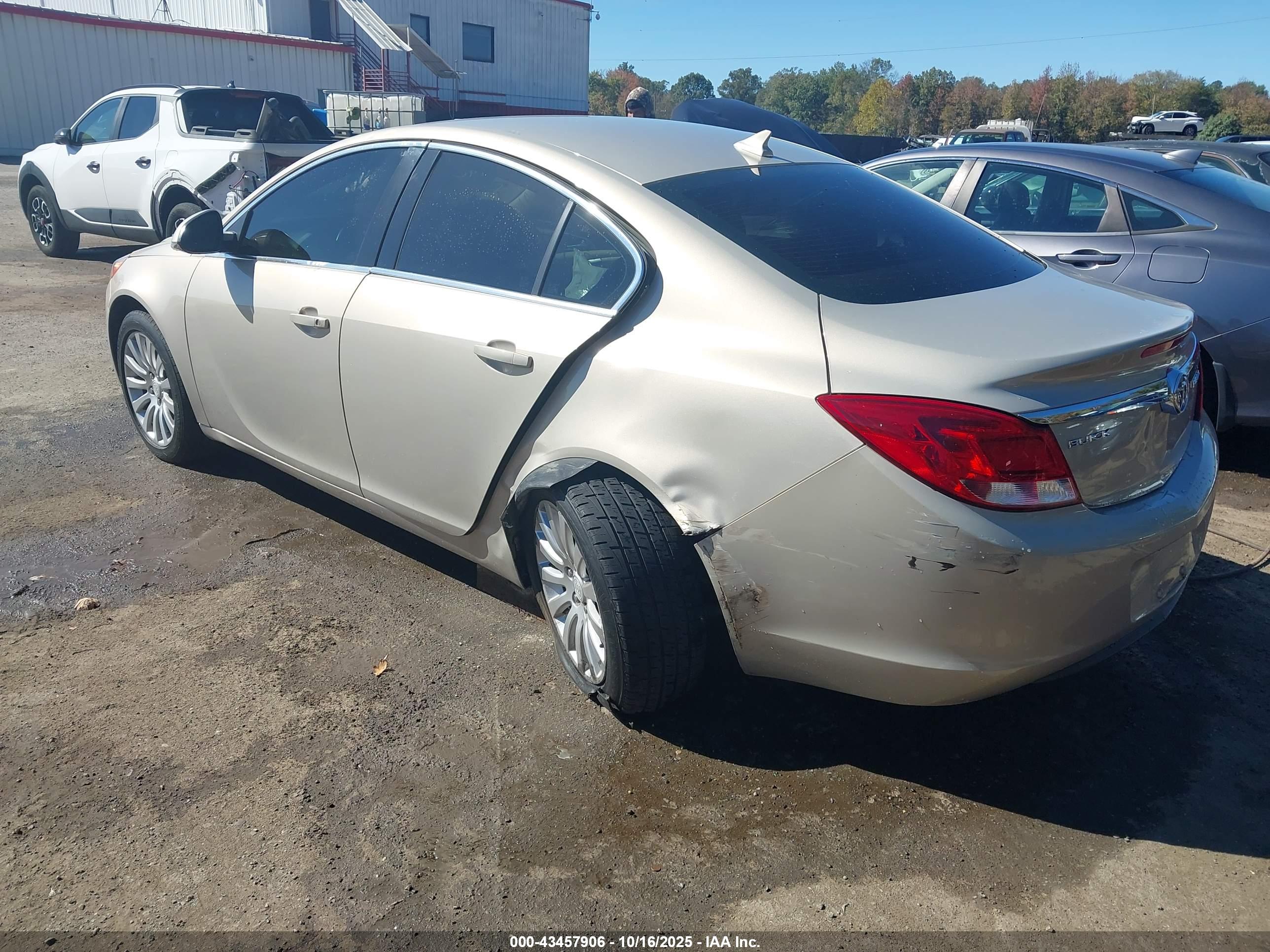 BUICK REGAL image 3