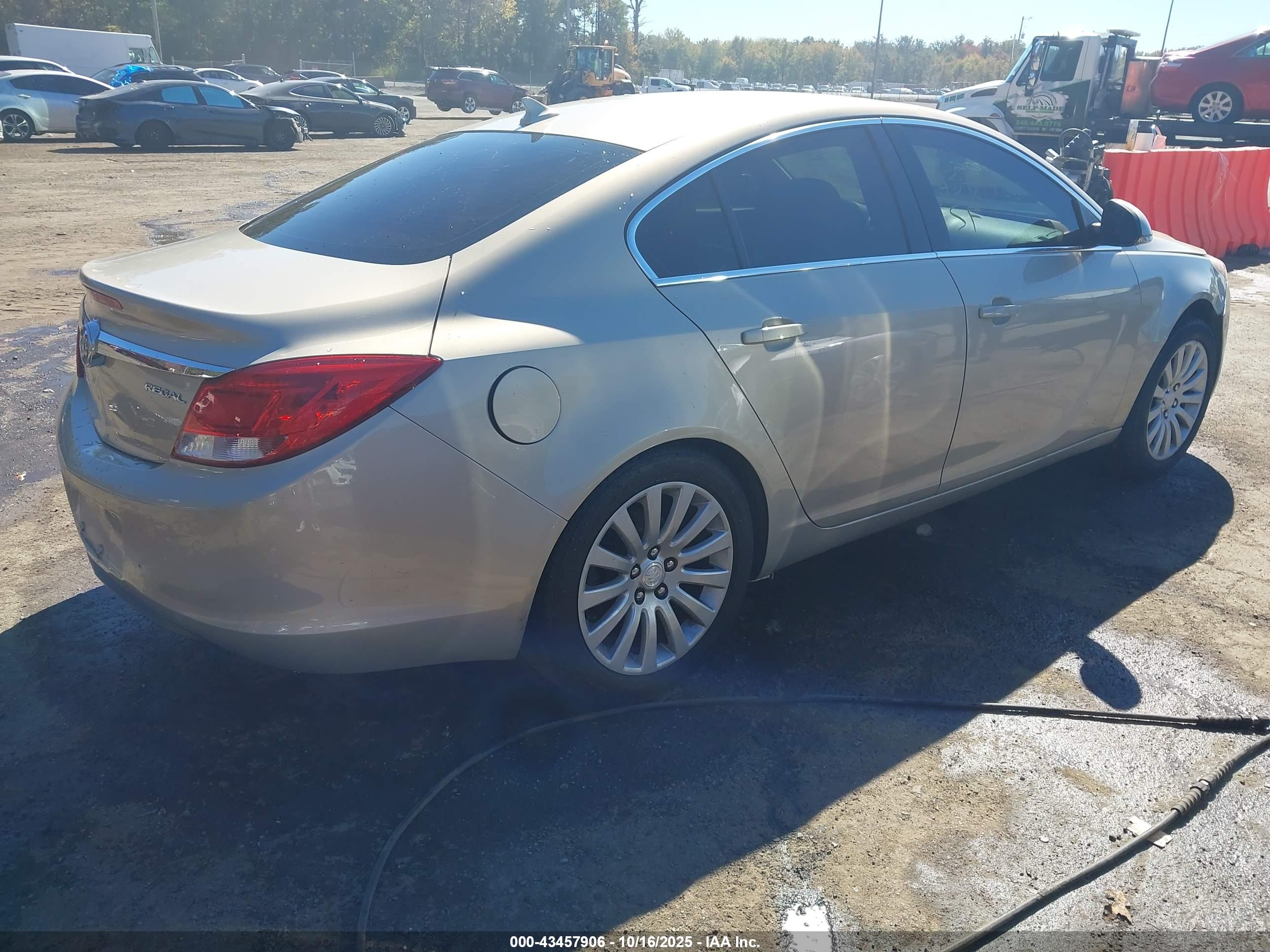 BUICK REGAL image 4