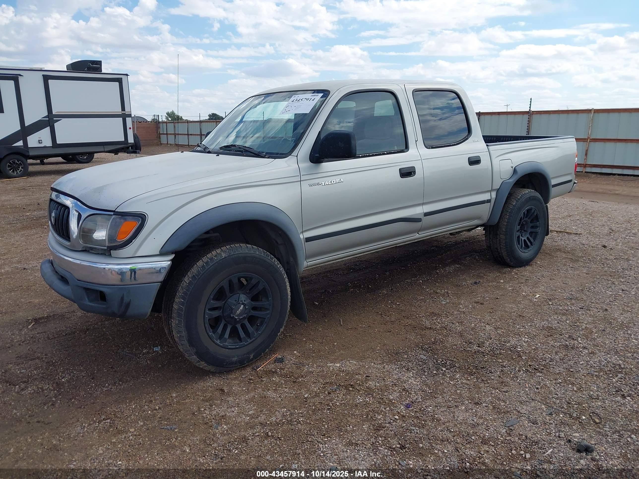 TOYOTA TACOMA image 2