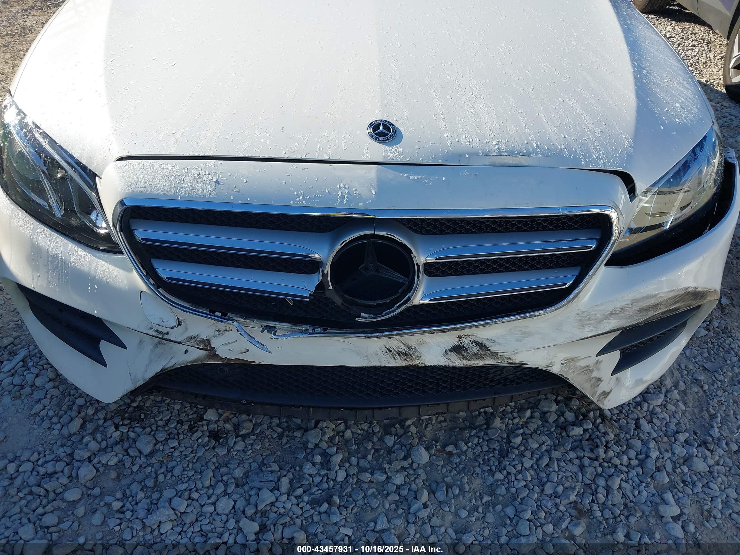 MERCEDES-BENZ E image 6