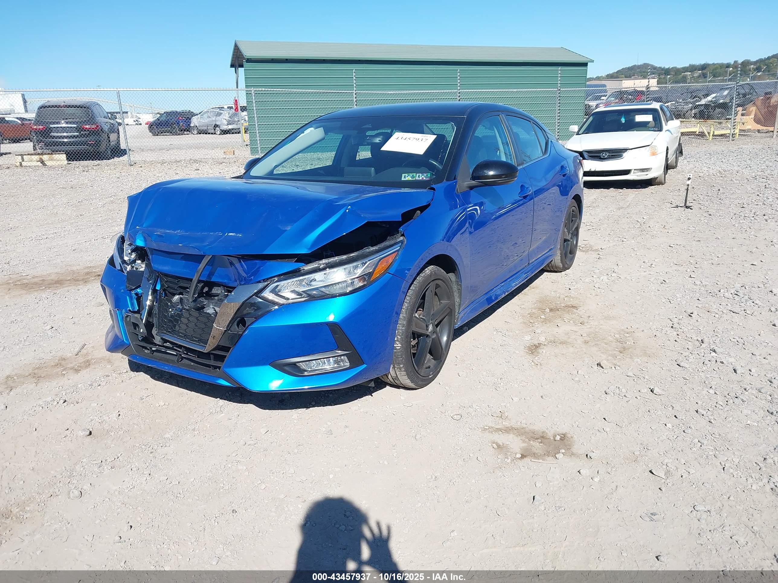 NISSAN SENTRA image 2