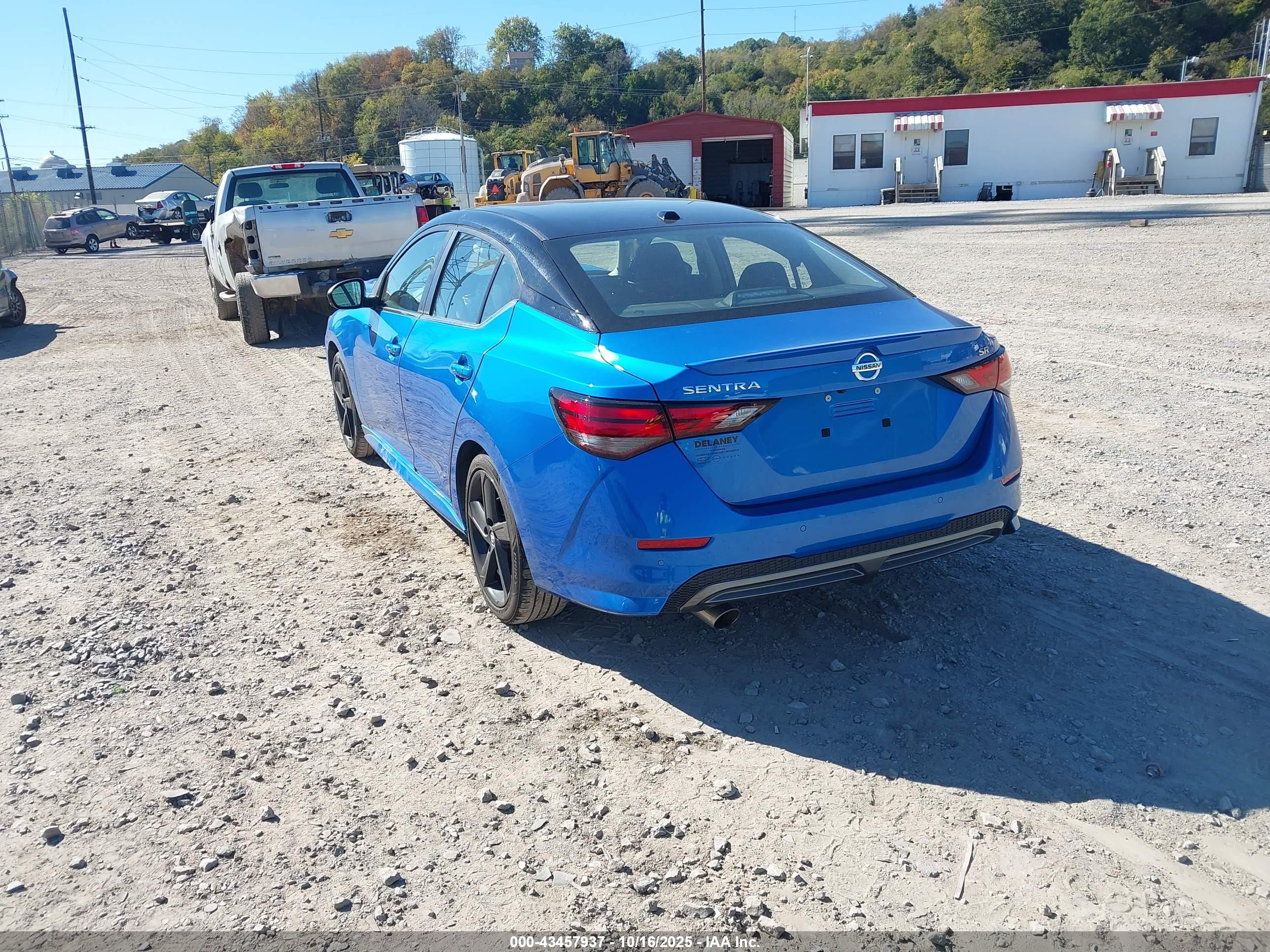 NISSAN SENTRA image 3