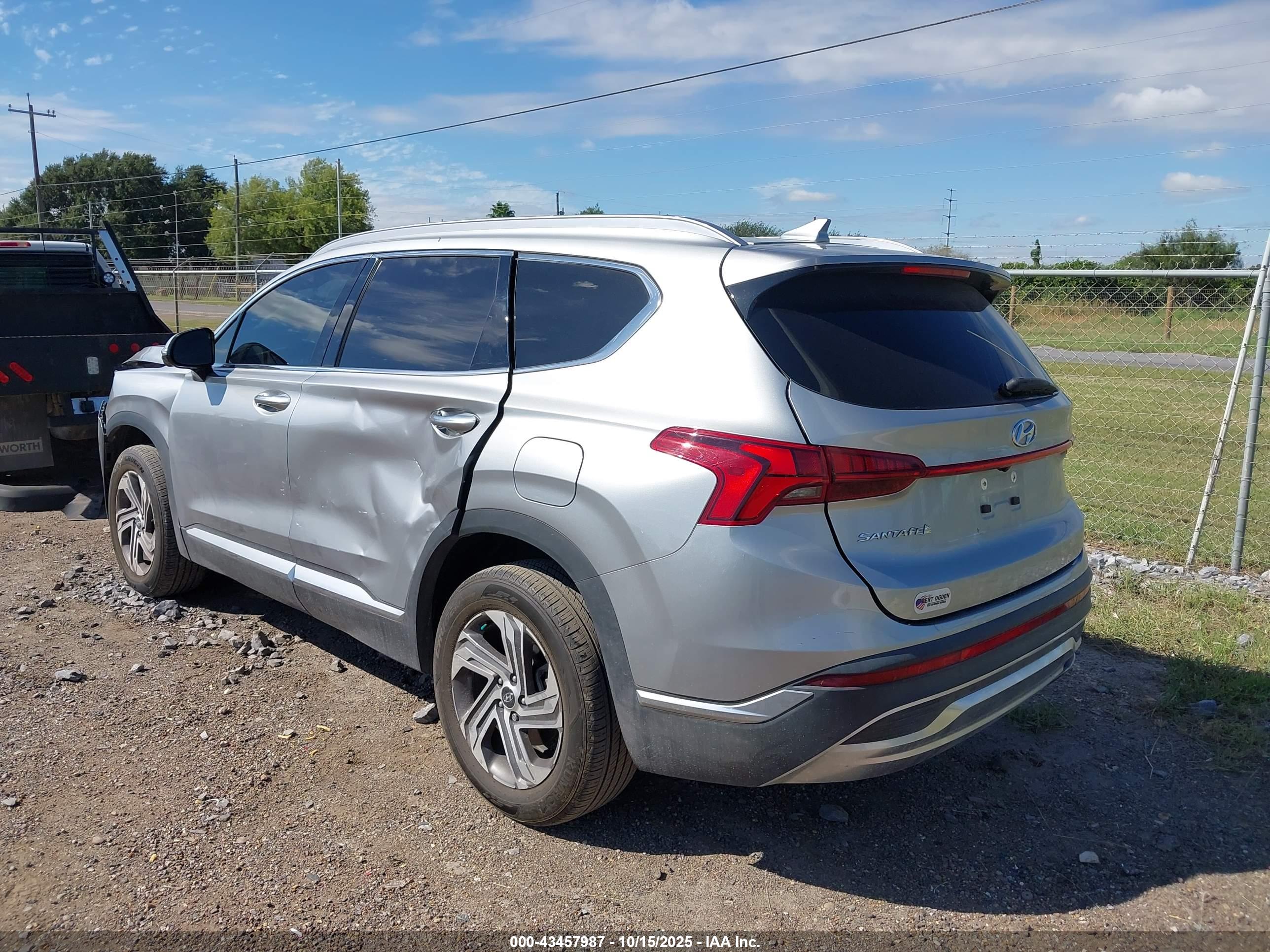 HYUNDAI SANTA image 3