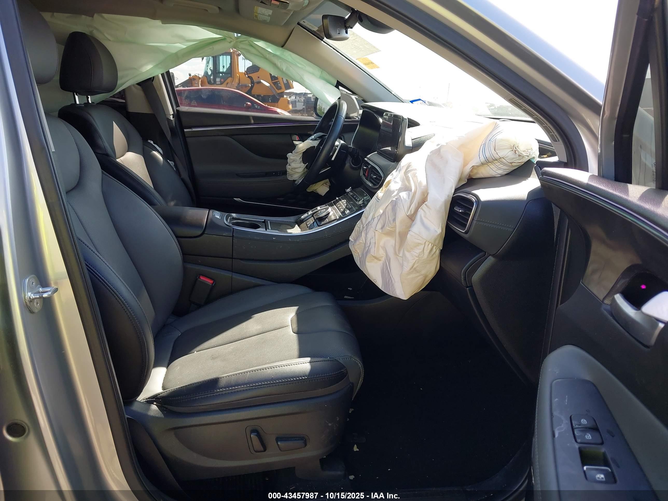 HYUNDAI SANTA image 5