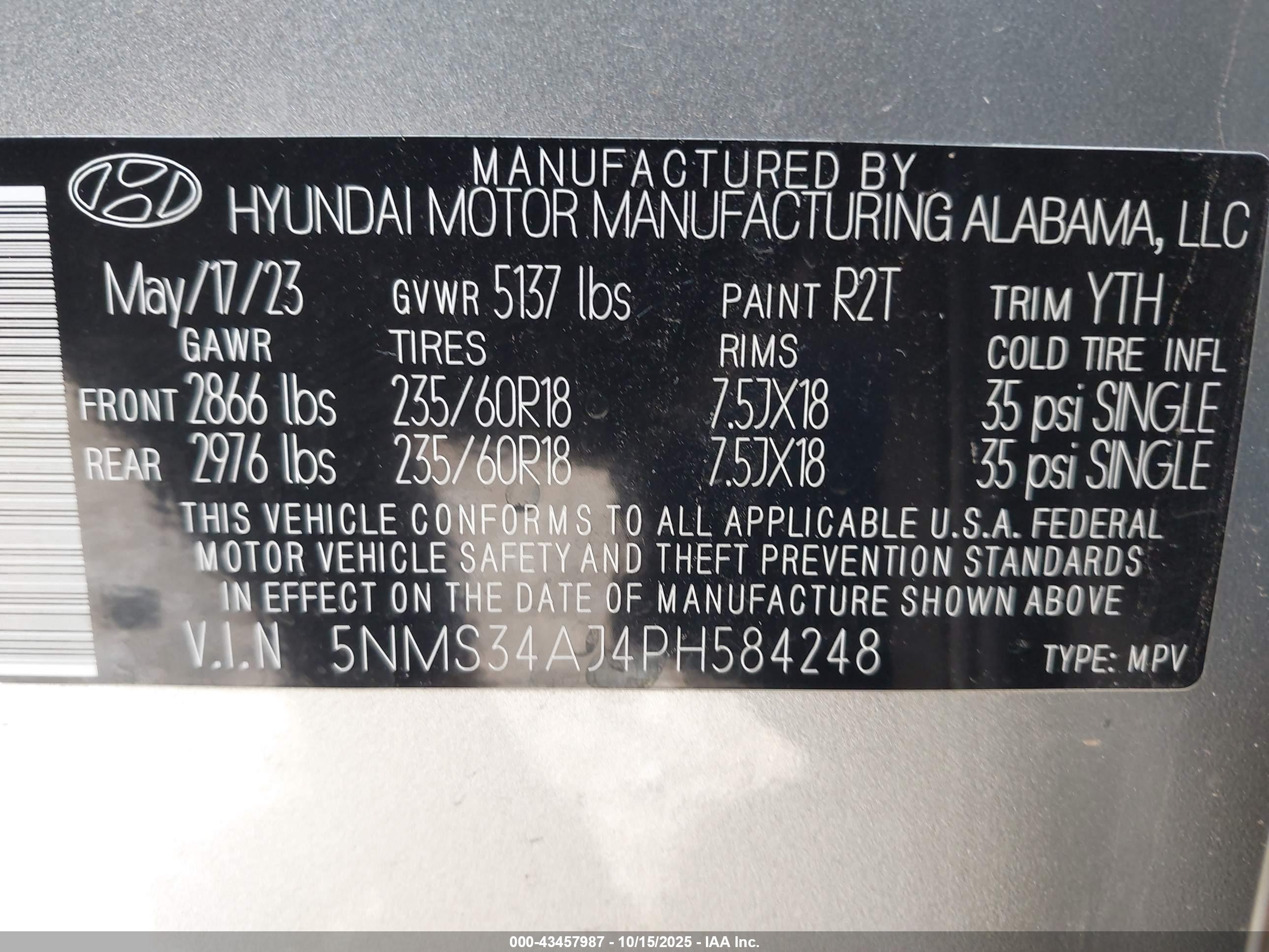 HYUNDAI SANTA image 9