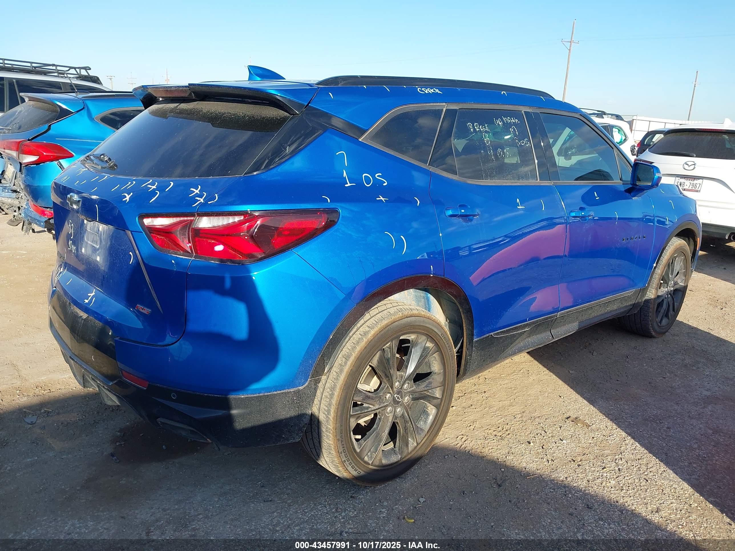 CHEVROLET BLAZER image 4