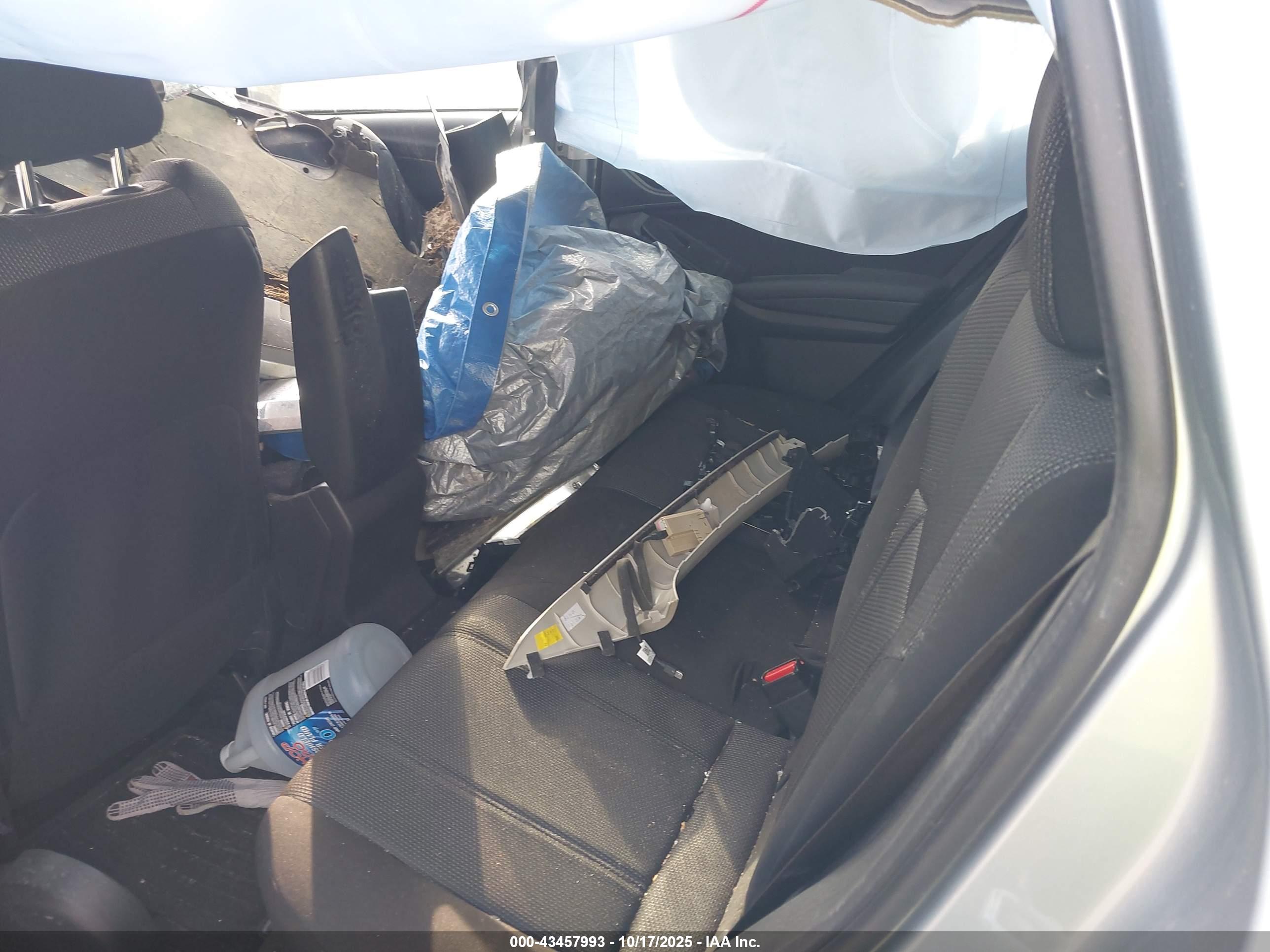SUBARU IMPREZA image 8