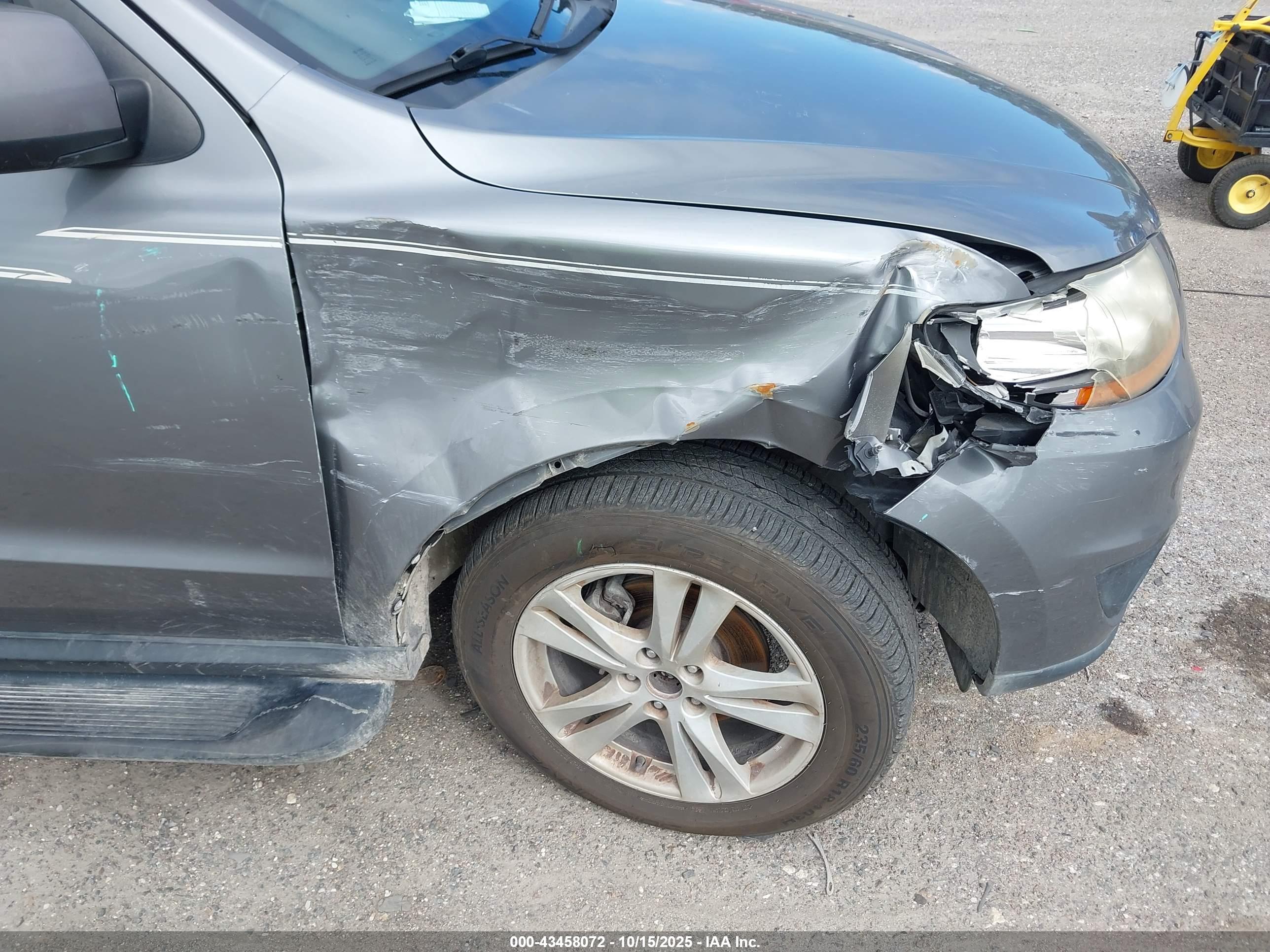 HYUNDAI SANTA image 6