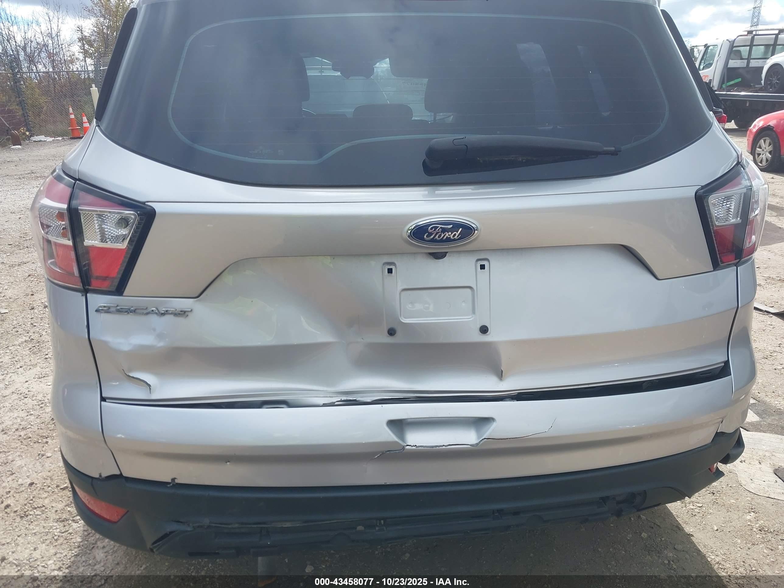 FORD ESCAPE image 6