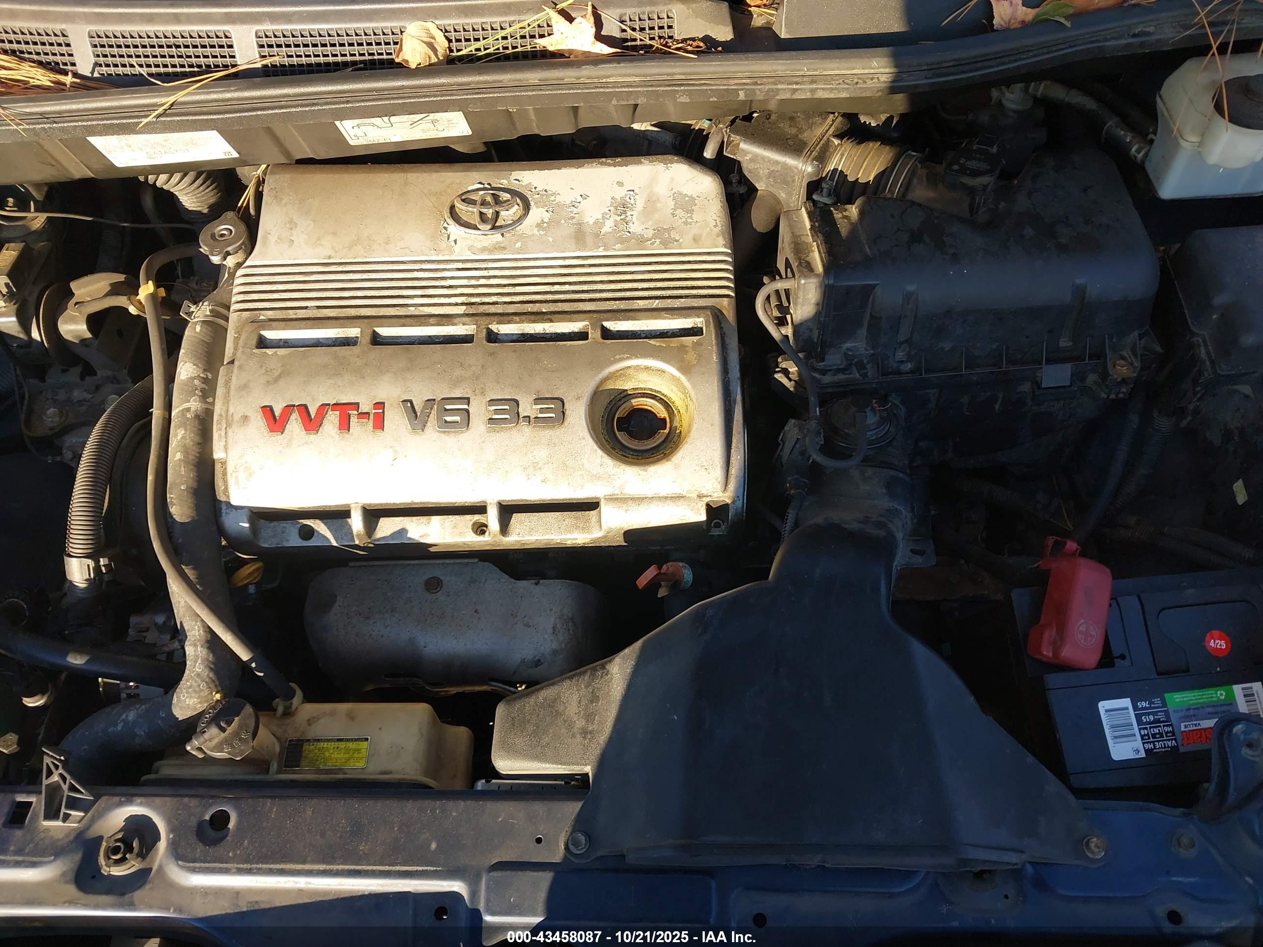 TOYOTA SIENNA image 10