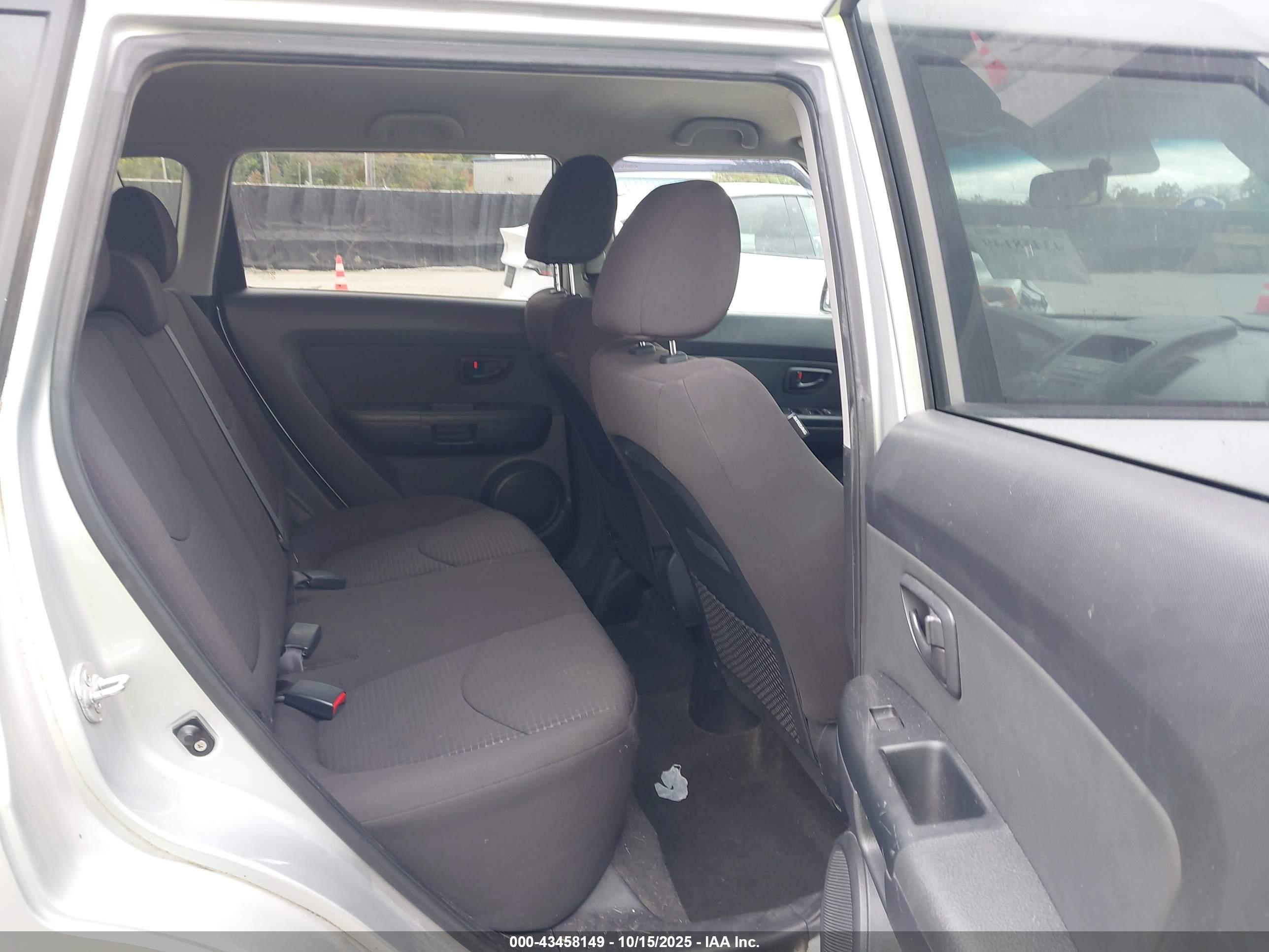 KIA SOUL image 8