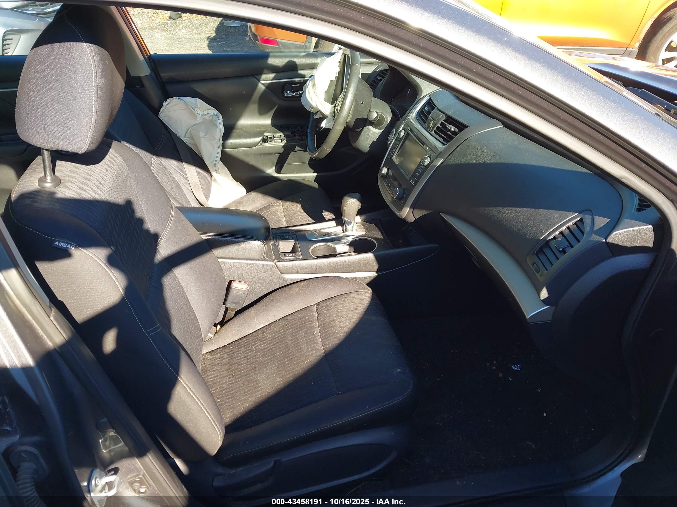 NISSAN ALTIMA image 5