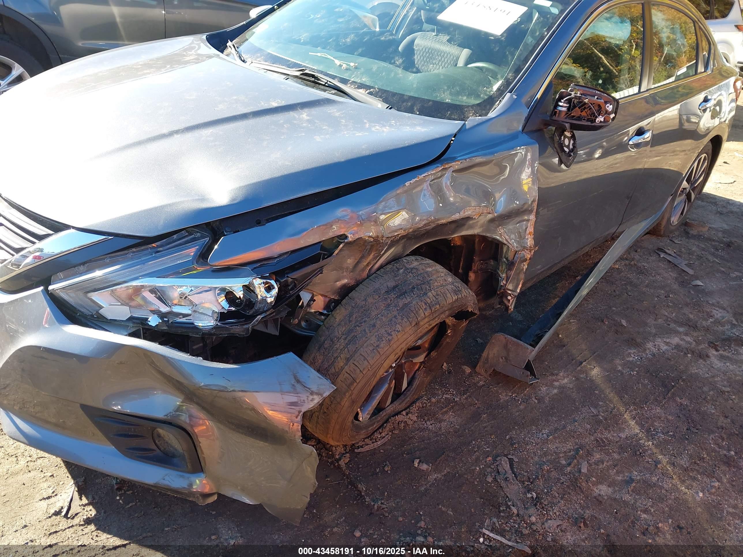 NISSAN ALTIMA image 6