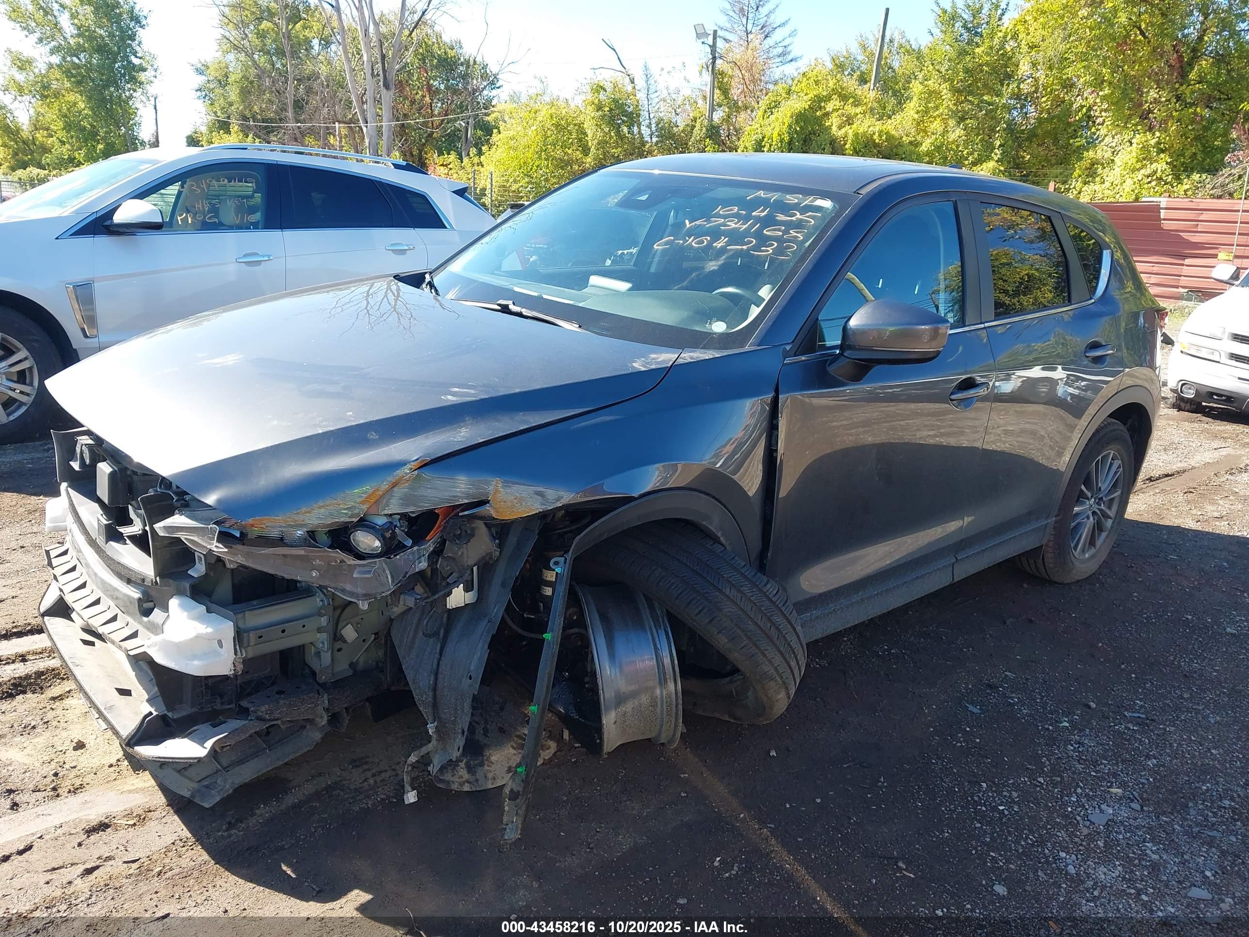 MAZDA CX-5 image 2