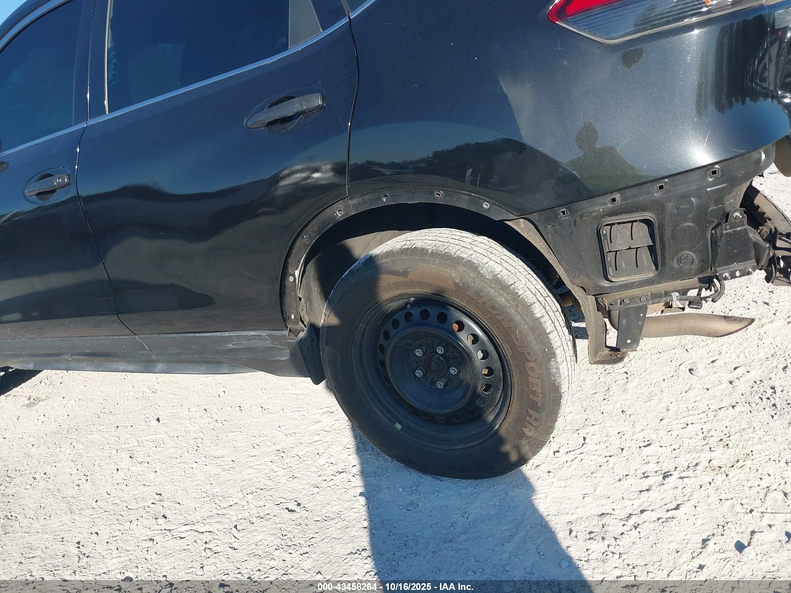NISSAN ROGUE image 6