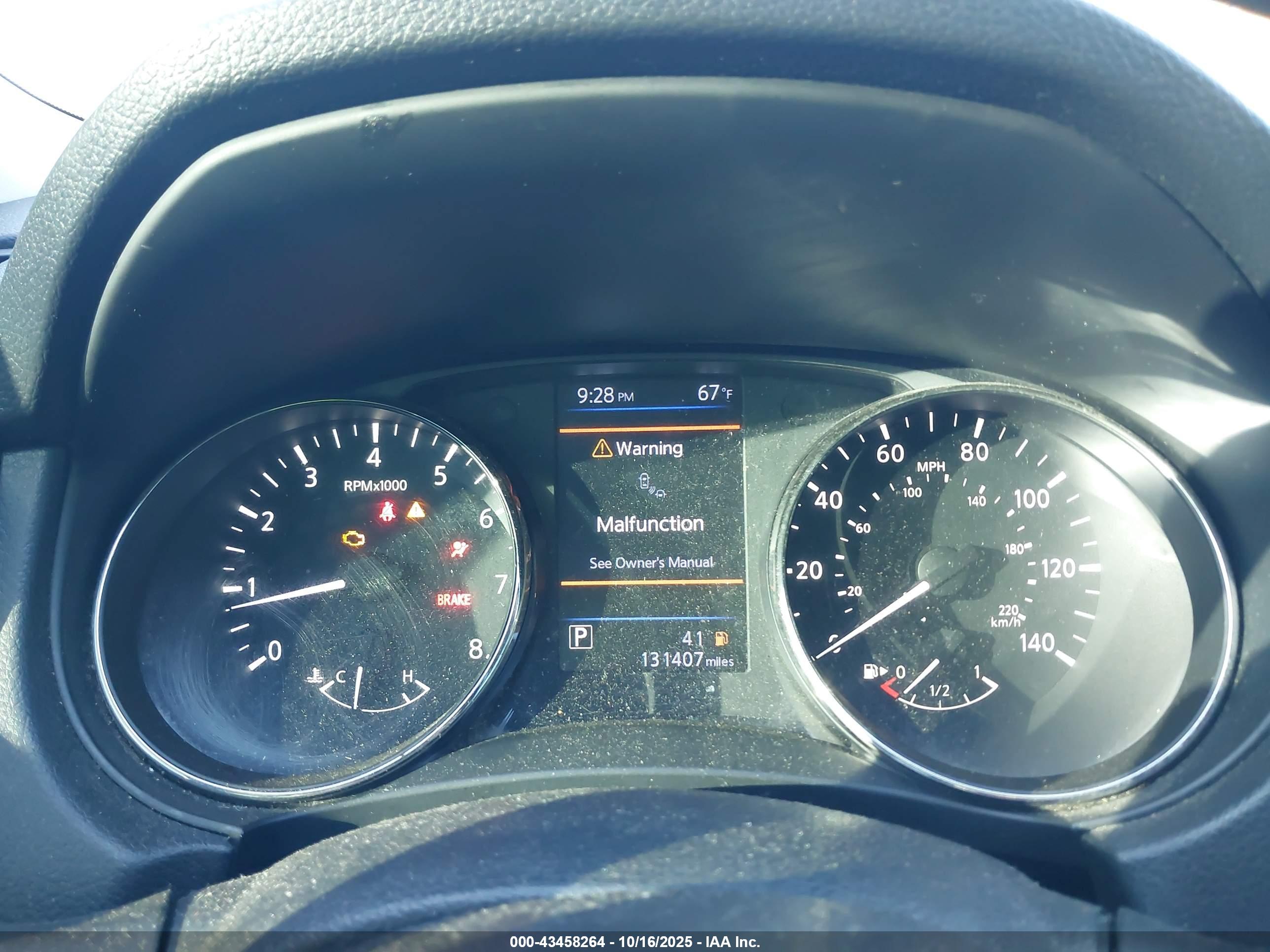 NISSAN ROGUE image 7