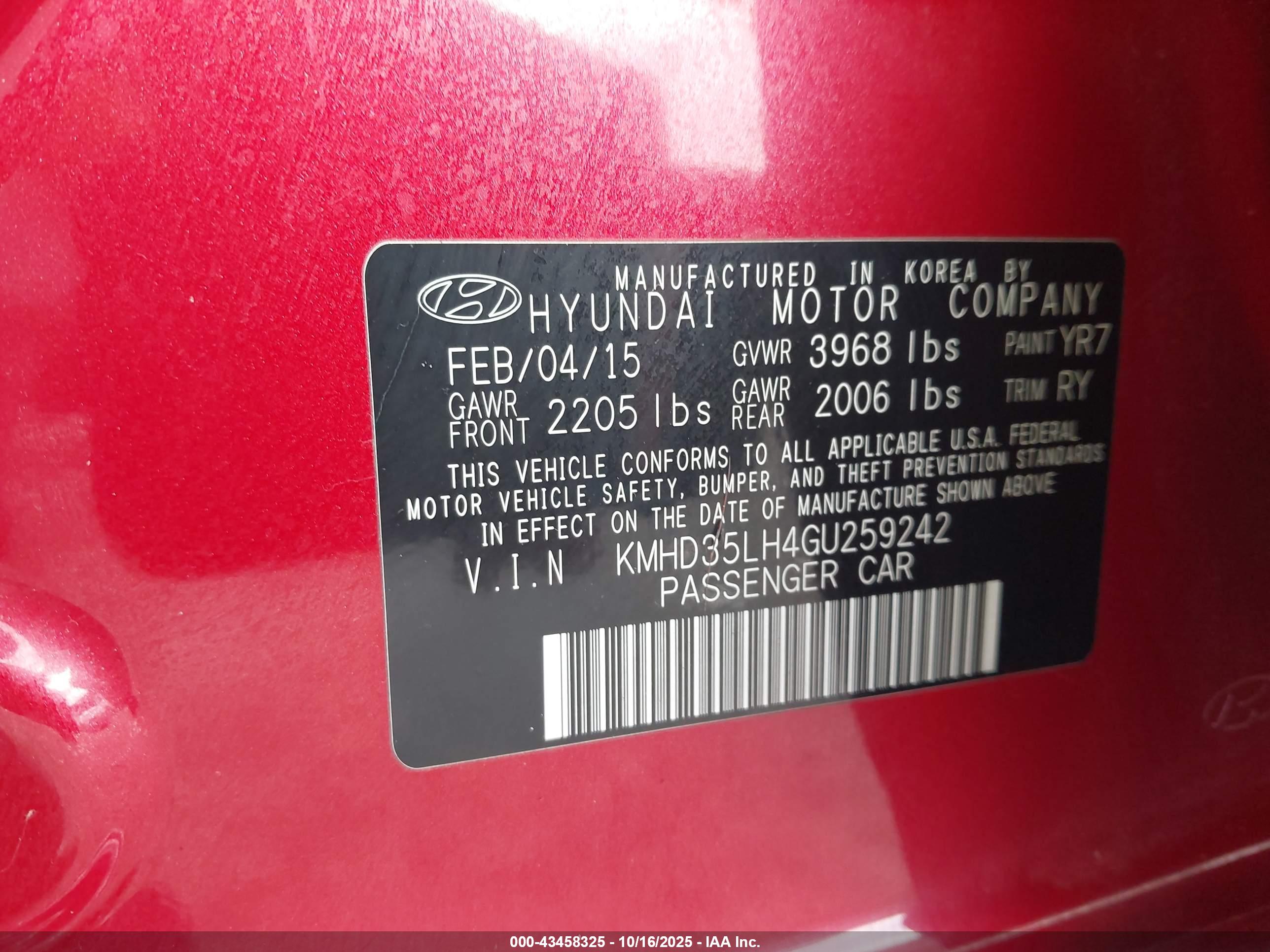 HYUNDAI ELANTRA image 9