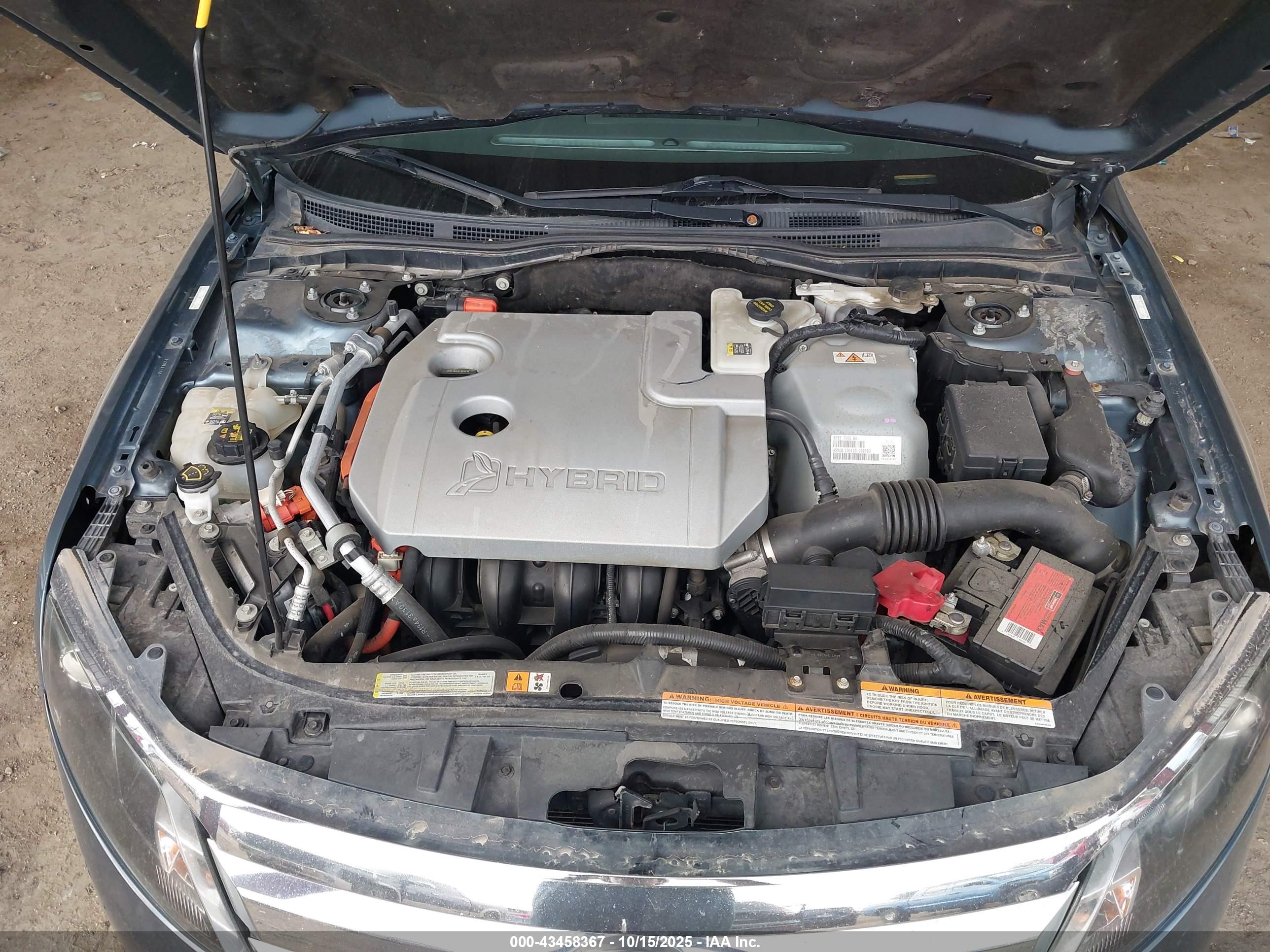 FORD FUSION image 10