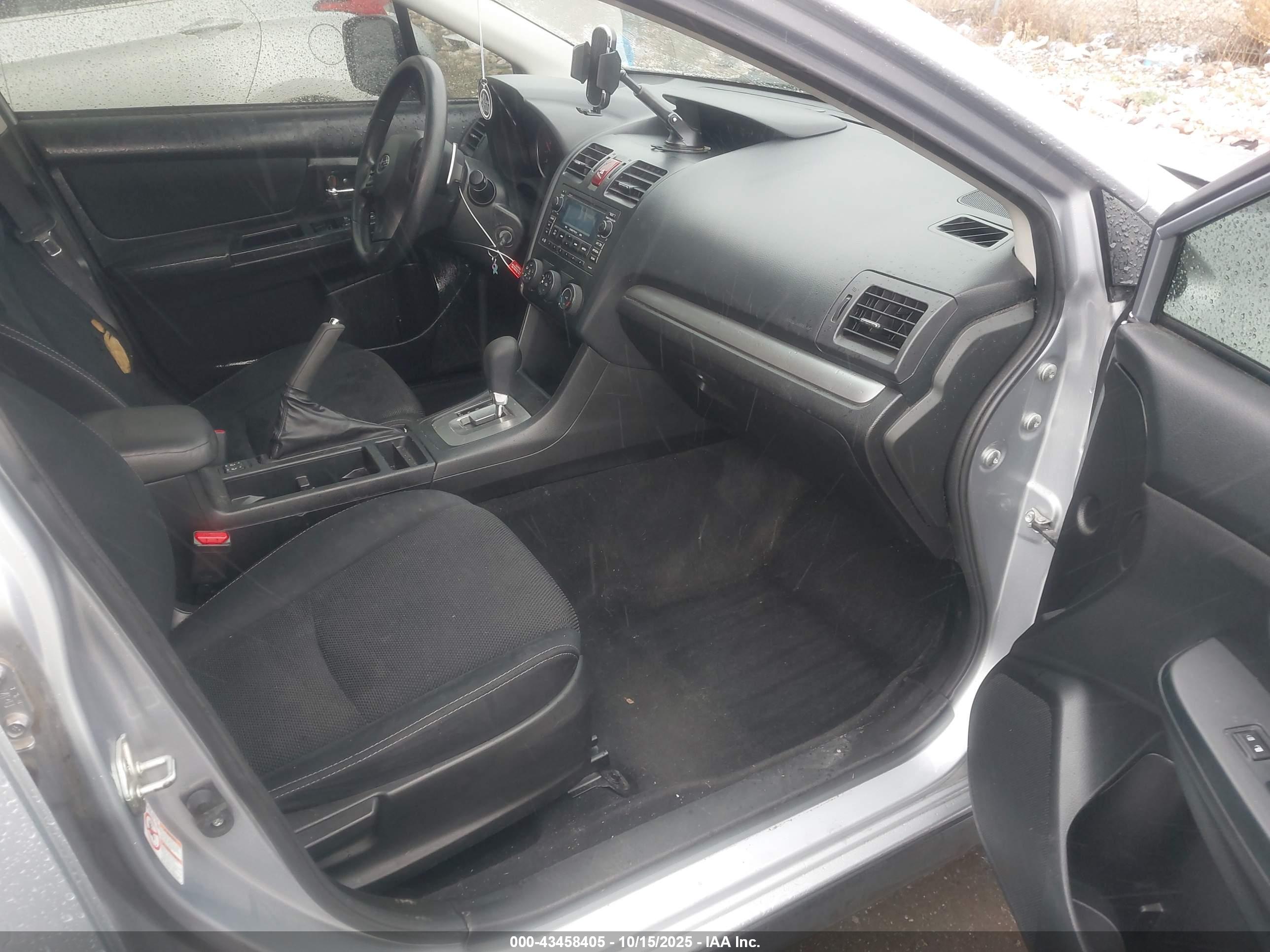 SUBARU XV image 5