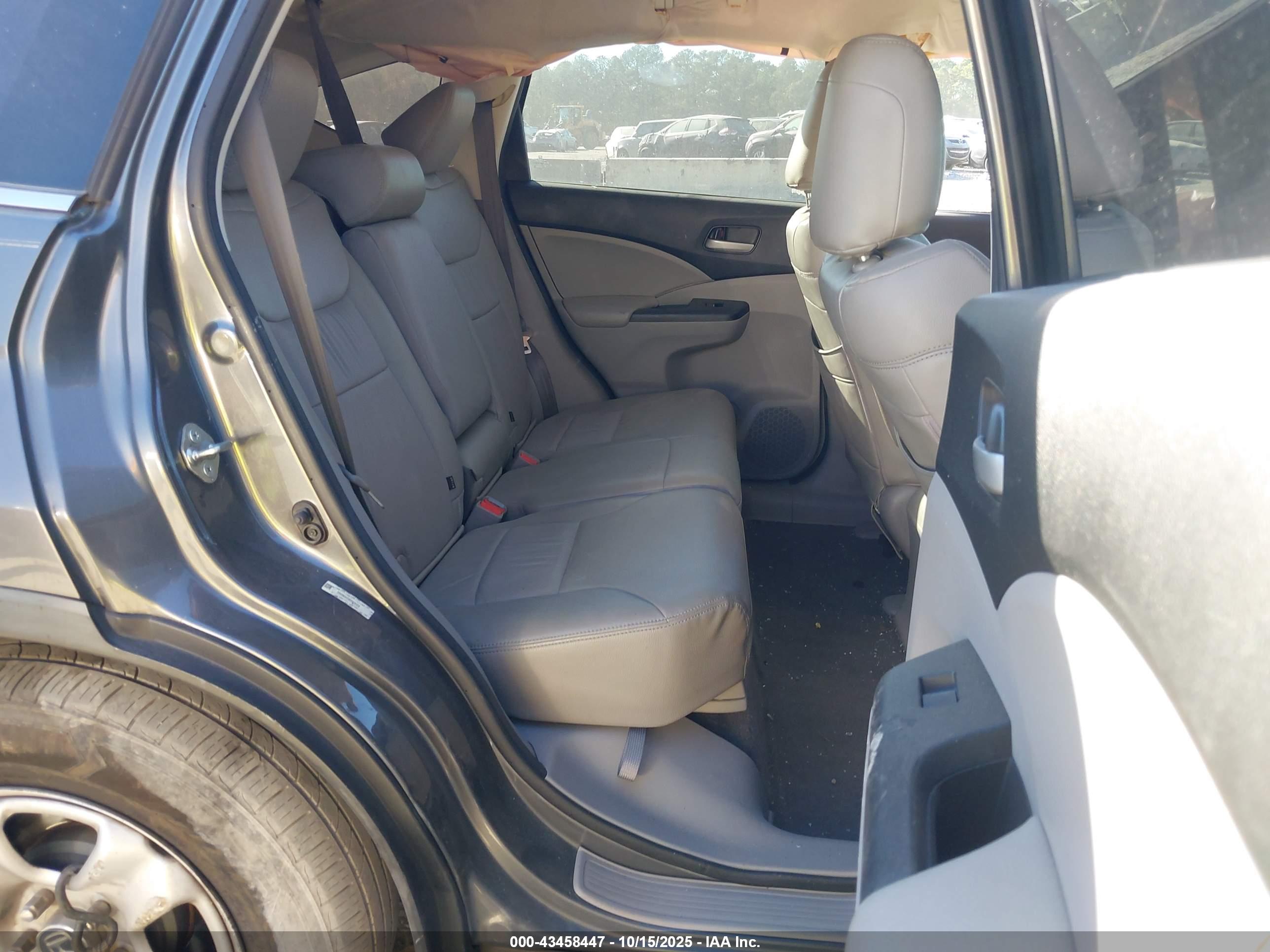 HONDA CR-V image 8