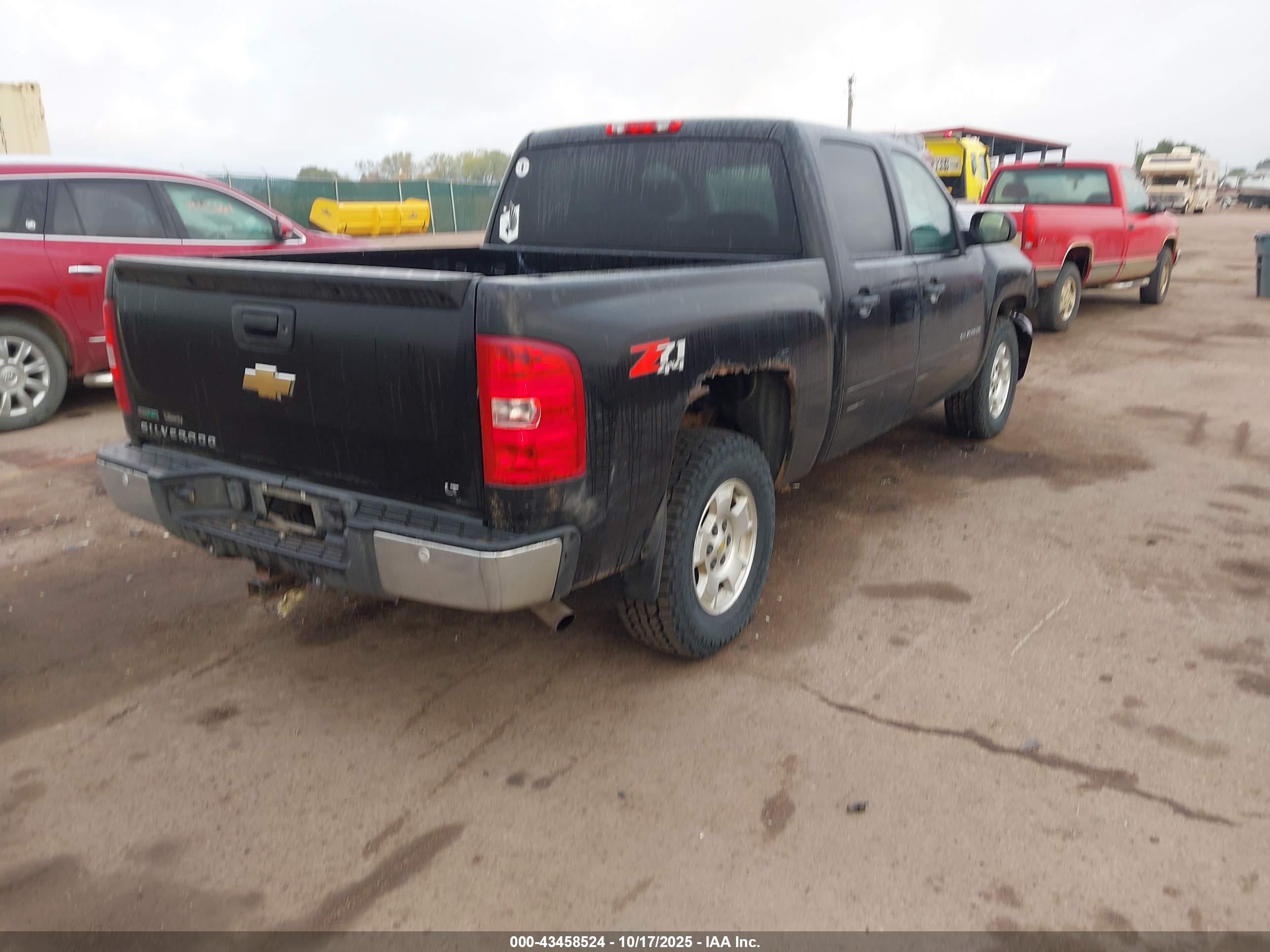 CHEVROLET SILVERADO image 4