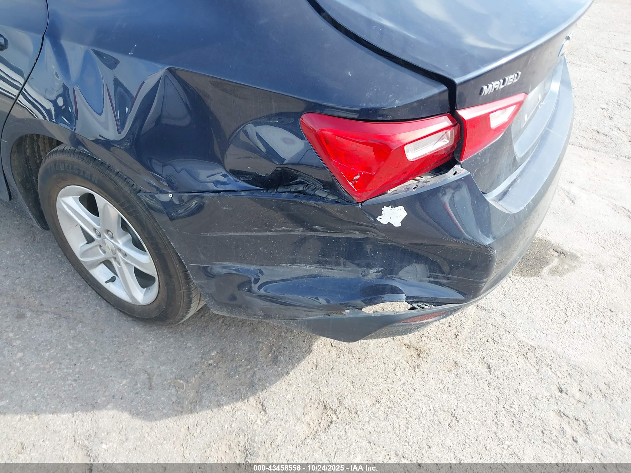 CHEVROLET MALIBU image 6
