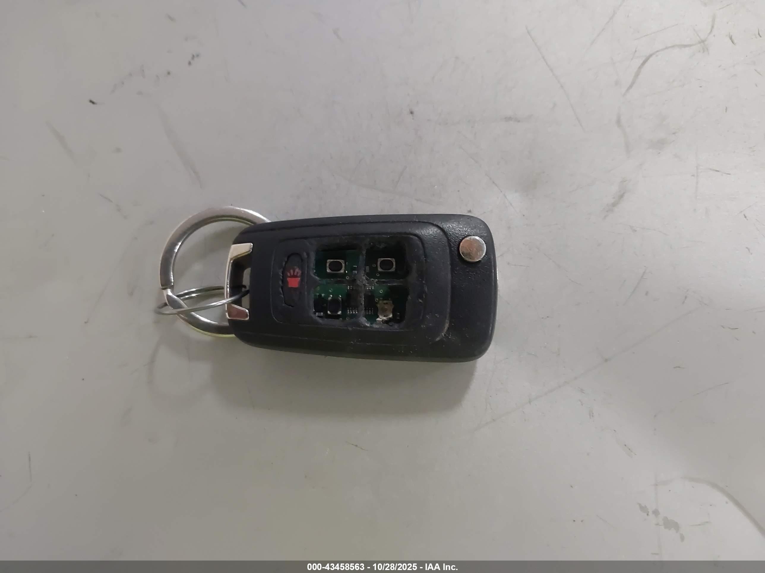 GMC TERRAIN image 11
