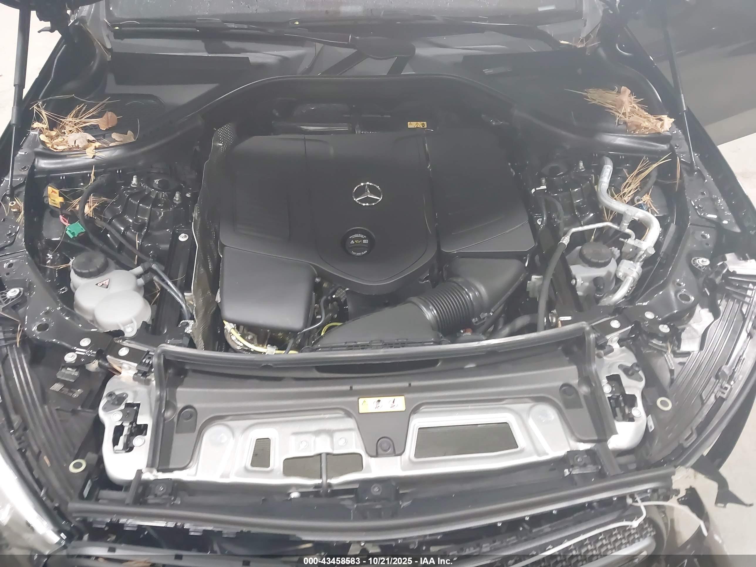 MERCEDES-BENZ GLC image 10