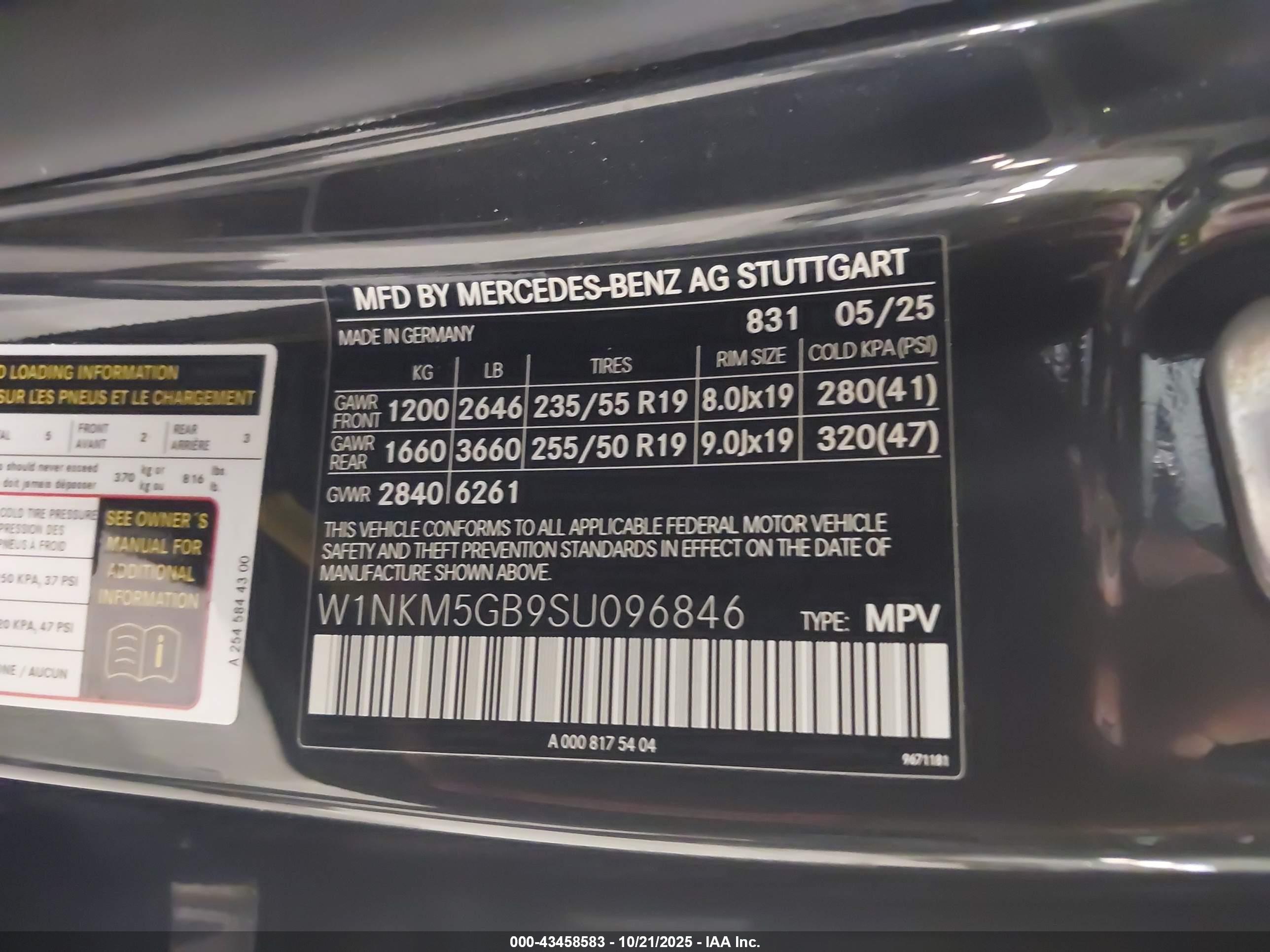 MERCEDES-BENZ GLC image 9