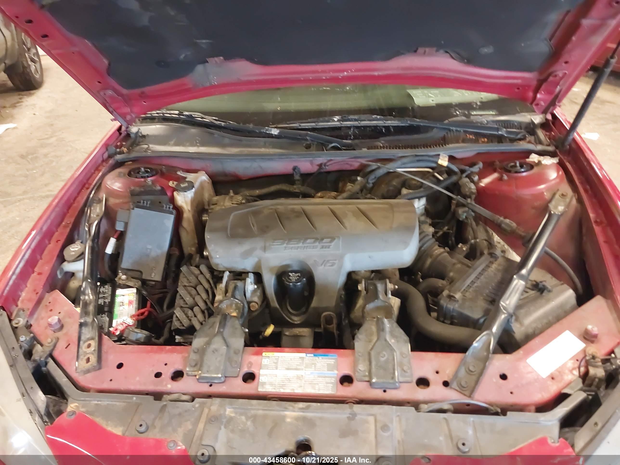 PONTIAC GRAND image 10