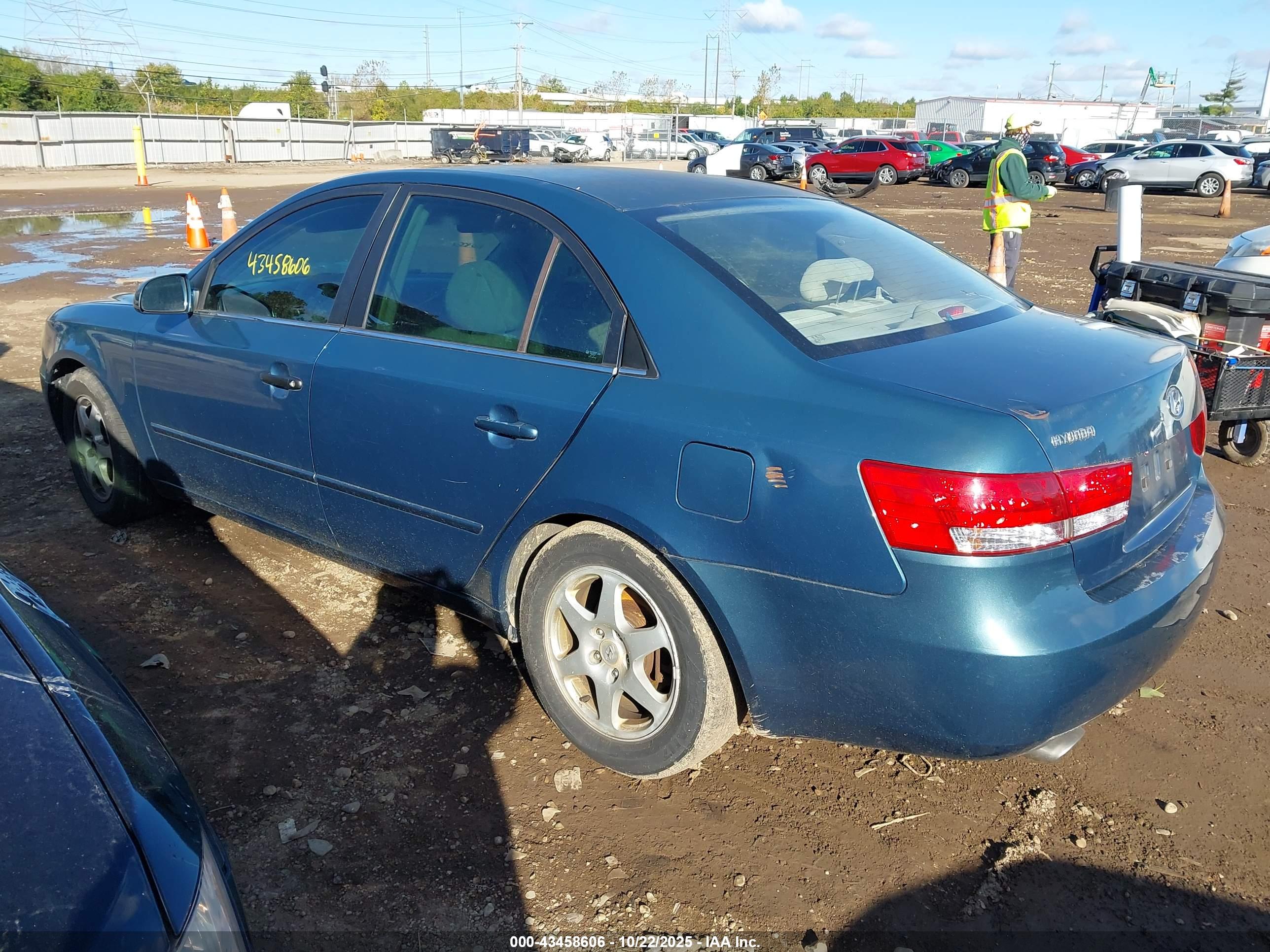HYUNDAI SONATA image 3