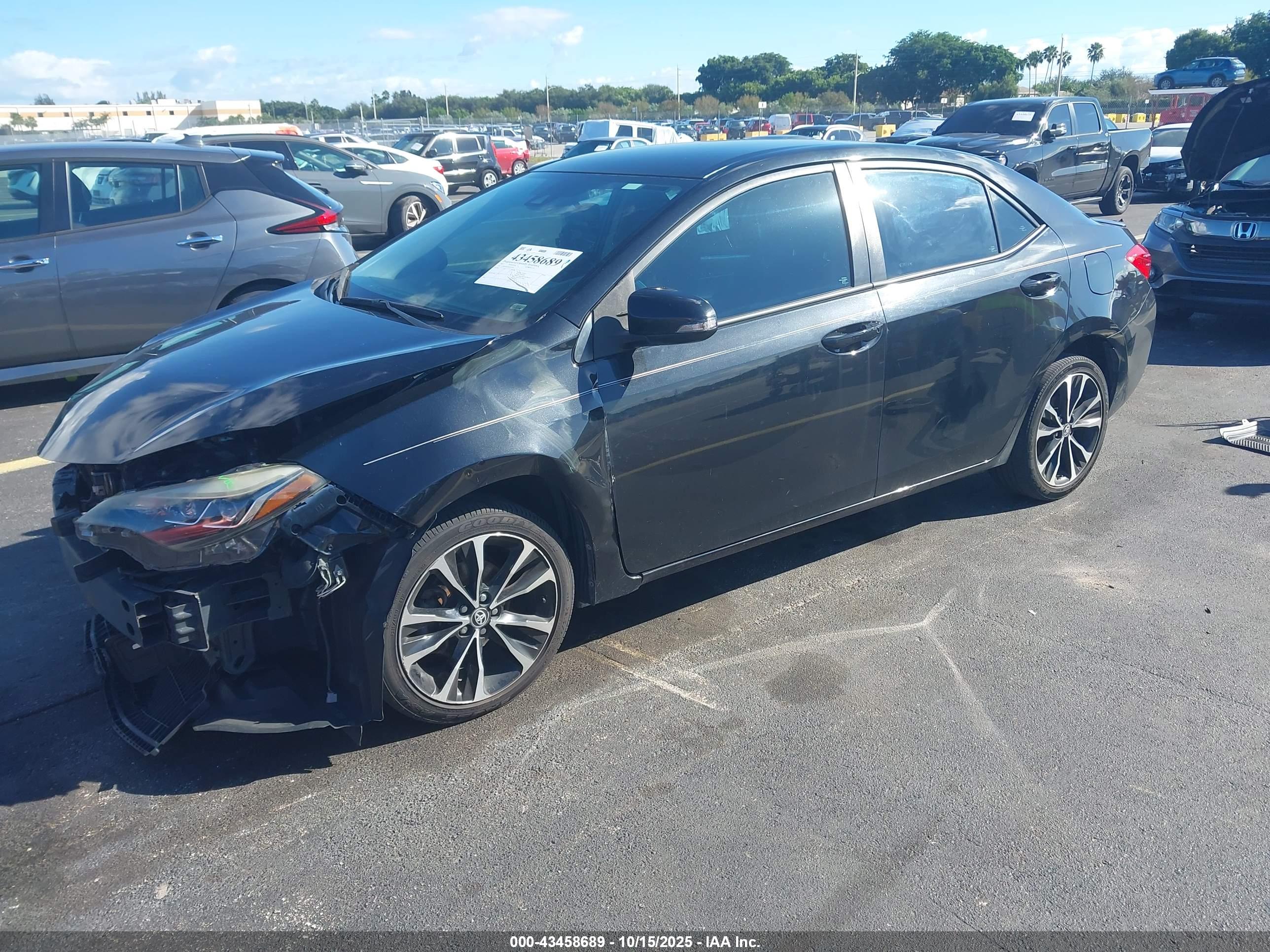 TOYOTA COROLLA image 2