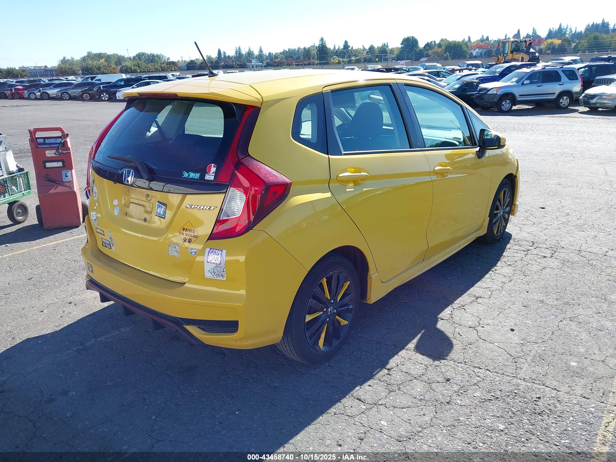 HONDA FIT image 4