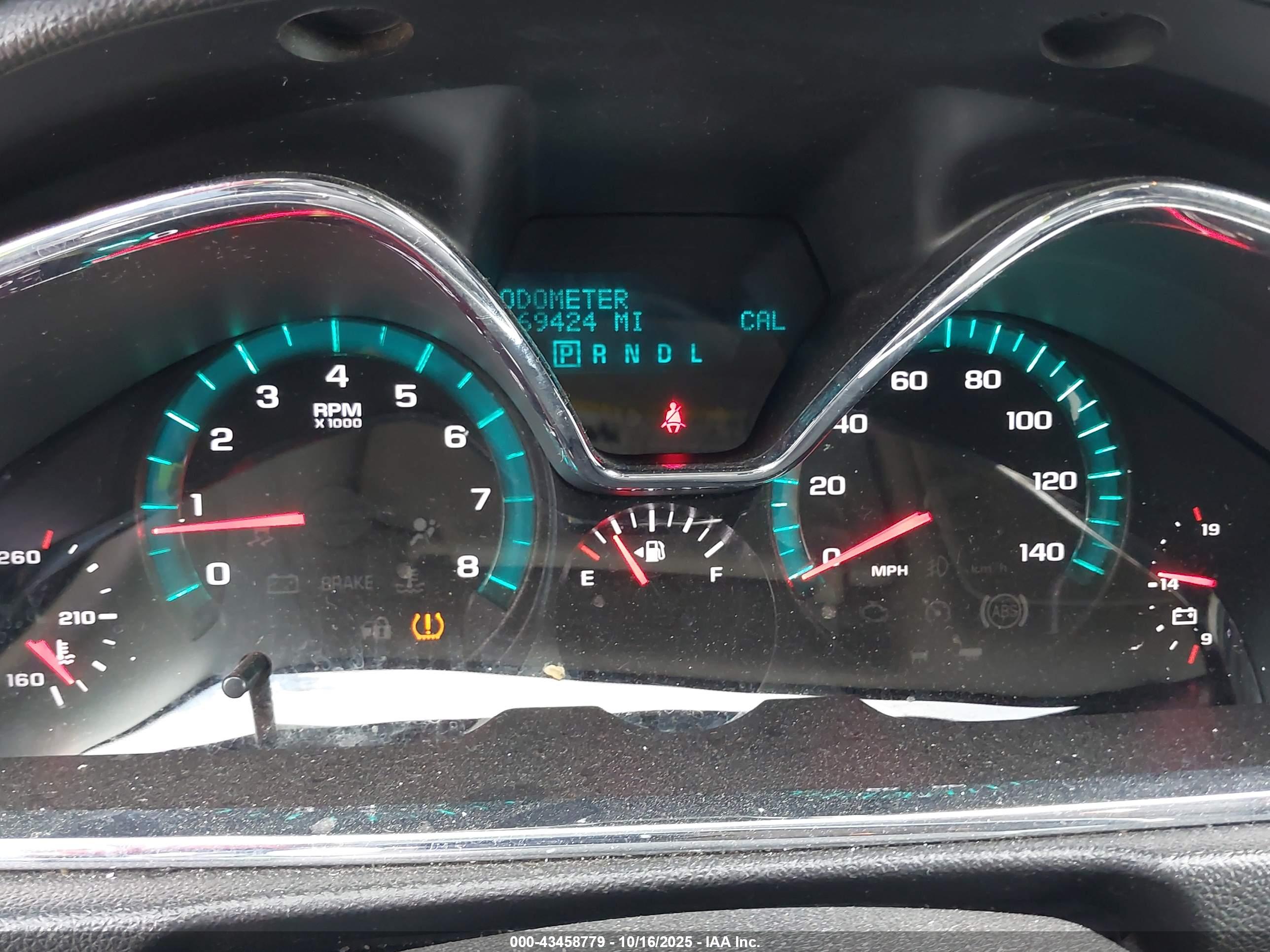 CHEVROLET TRAVERSE image 7