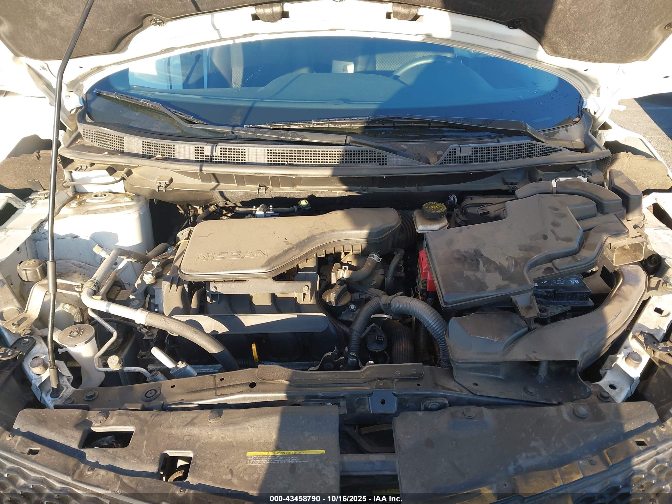 NISSAN ROGUE image 10