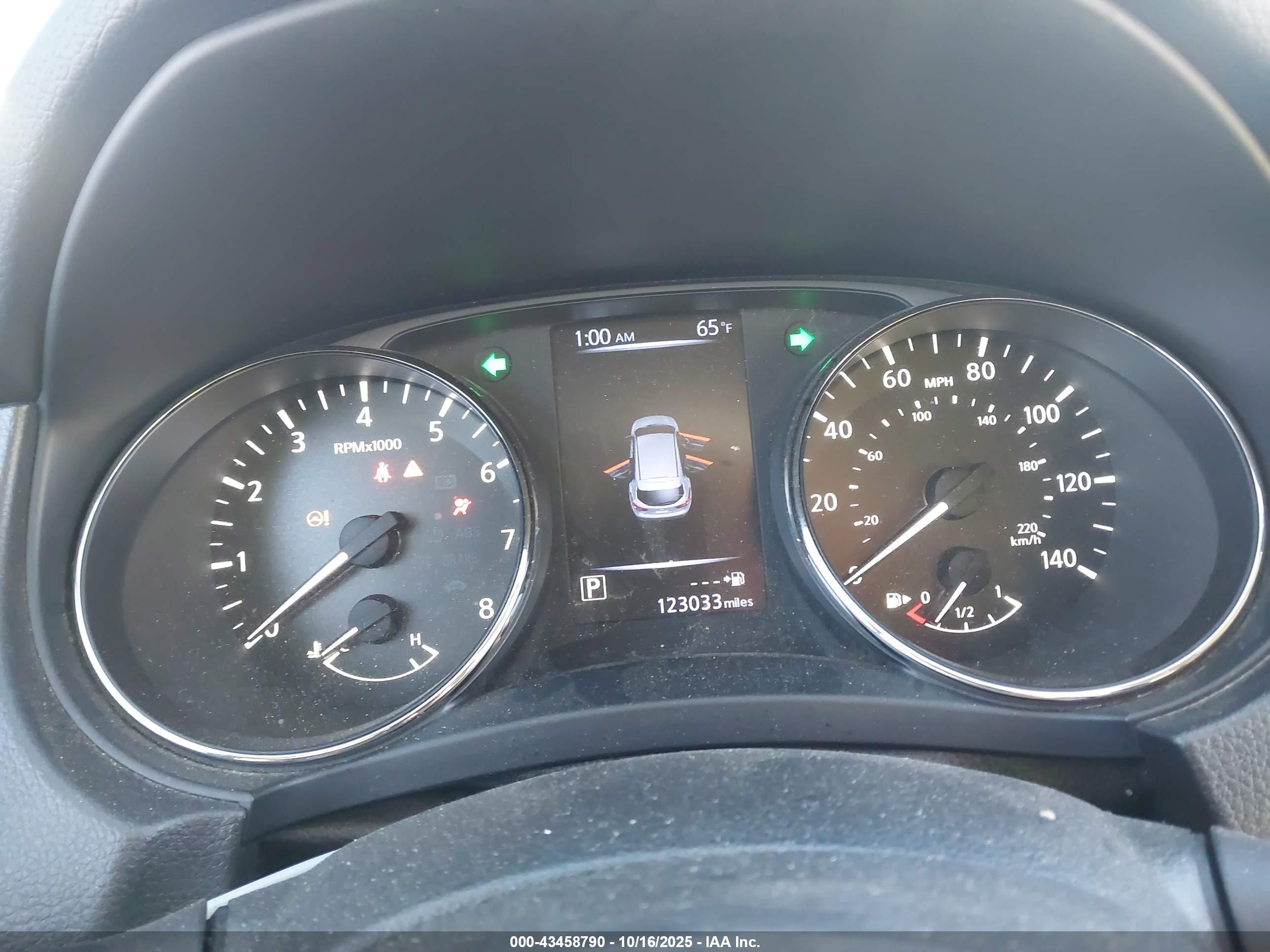 NISSAN ROGUE image 7