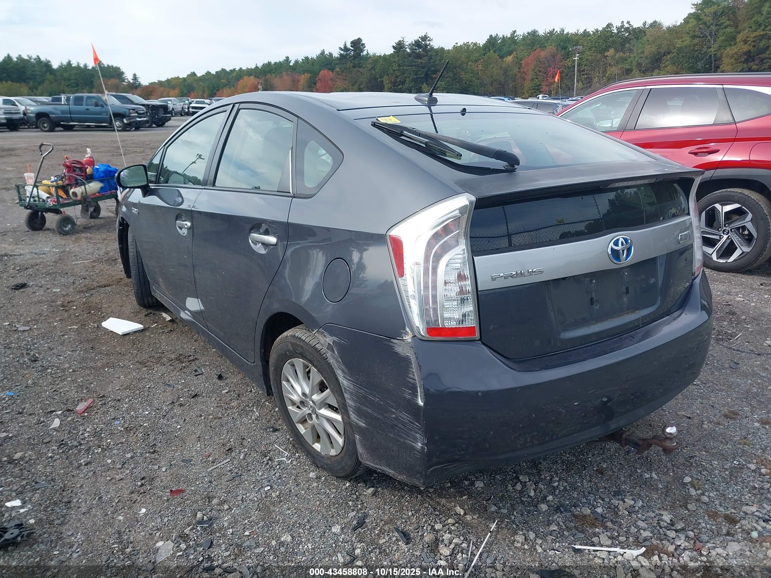 TOYOTA PRIUS image 3